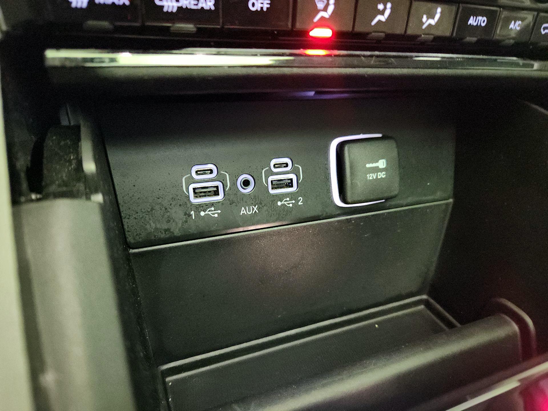 Thumbnail: 2022 Jeep Grand Cherokee - 19