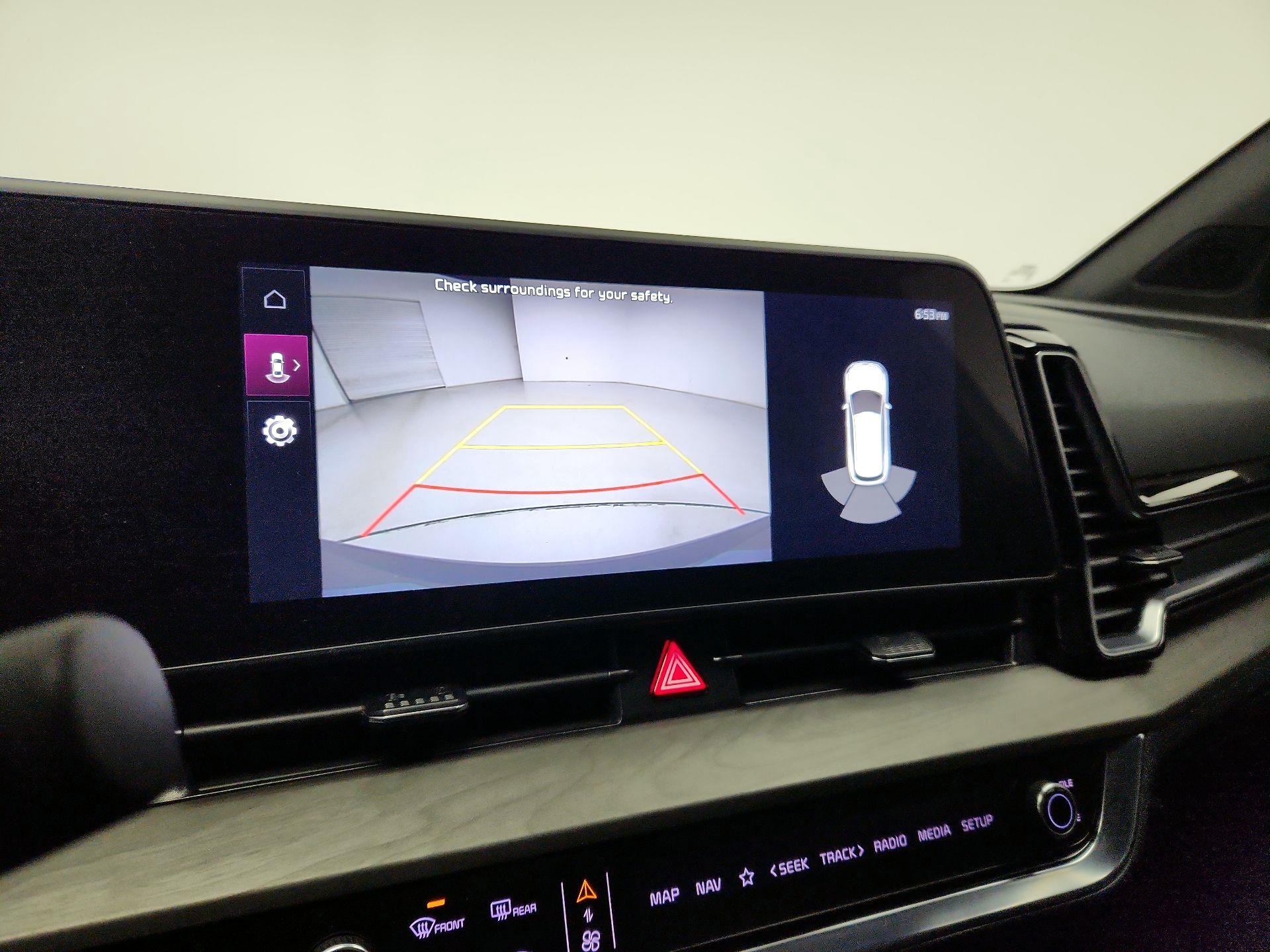 Thumbnail: 2023 Kia Sportage - 15