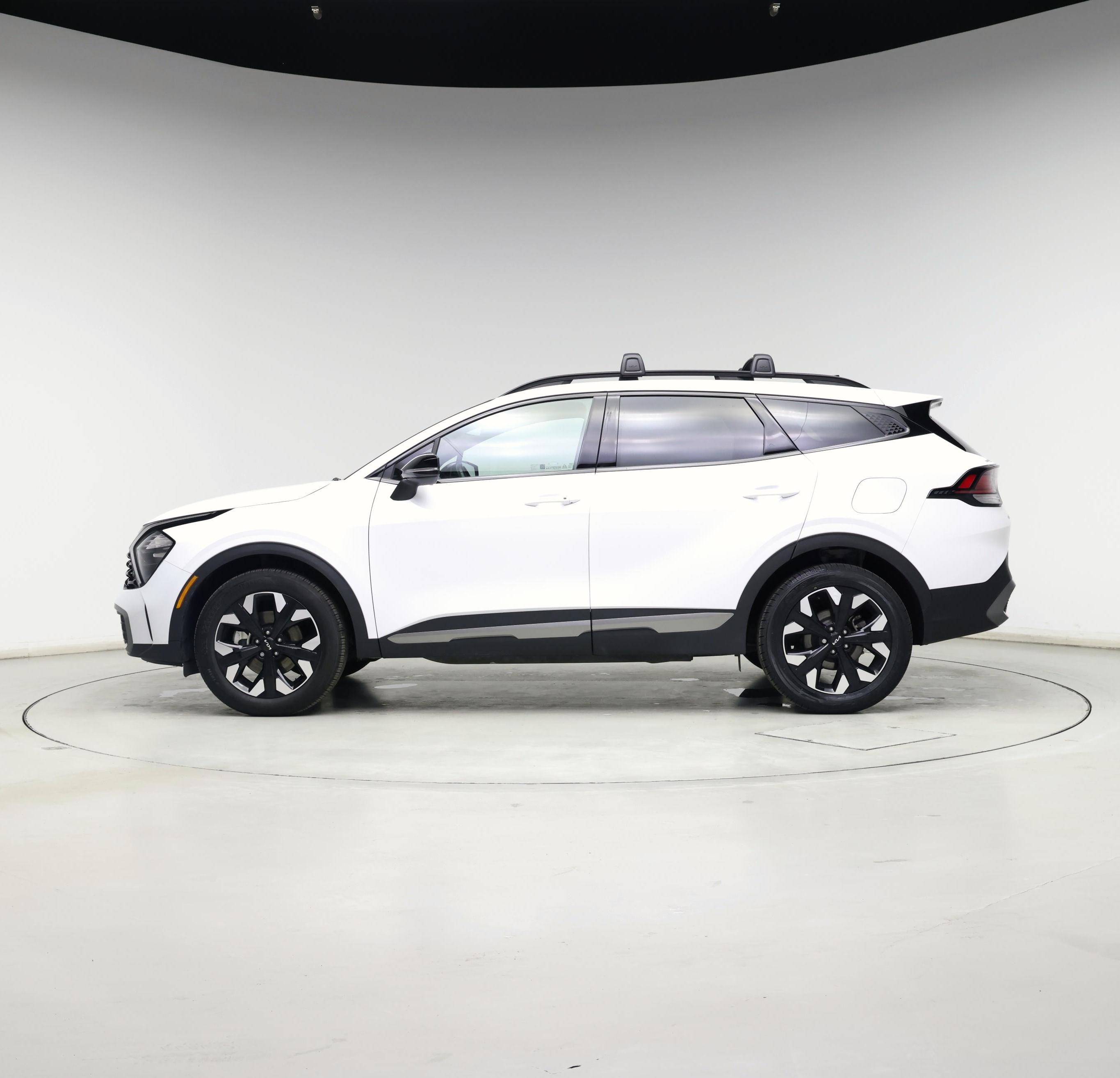 Thumbnail: 2023 Kia Sportage - 3