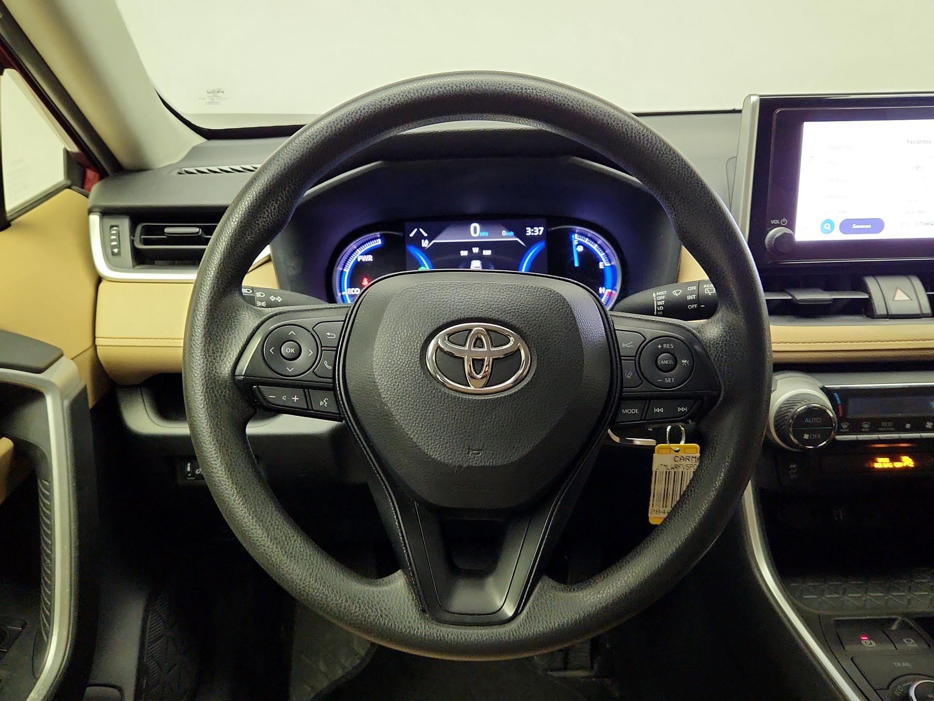 Thumbnail: 2023 Toyota RAV4 - 10