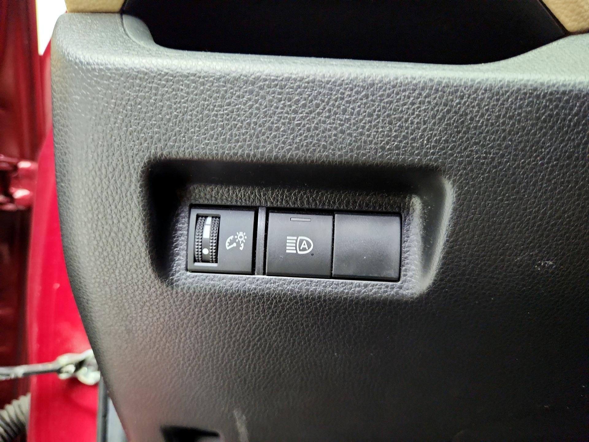 Thumbnail: 2023 Toyota RAV4 - 13