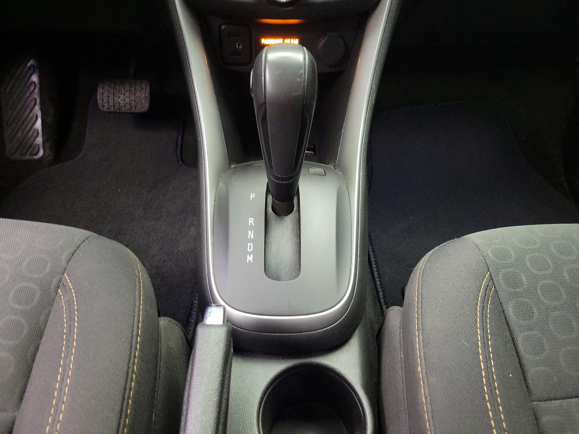 Thumbnail: 2018 Chevrolet Trax - 17