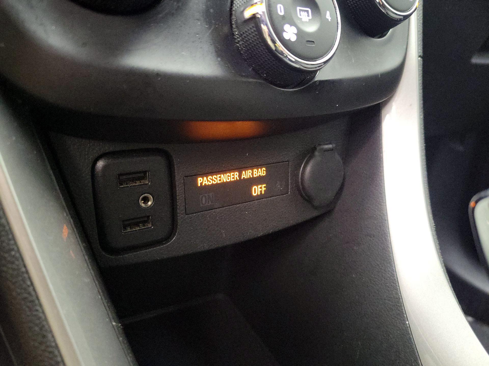 Thumbnail: 2018 Chevrolet Trax - 18