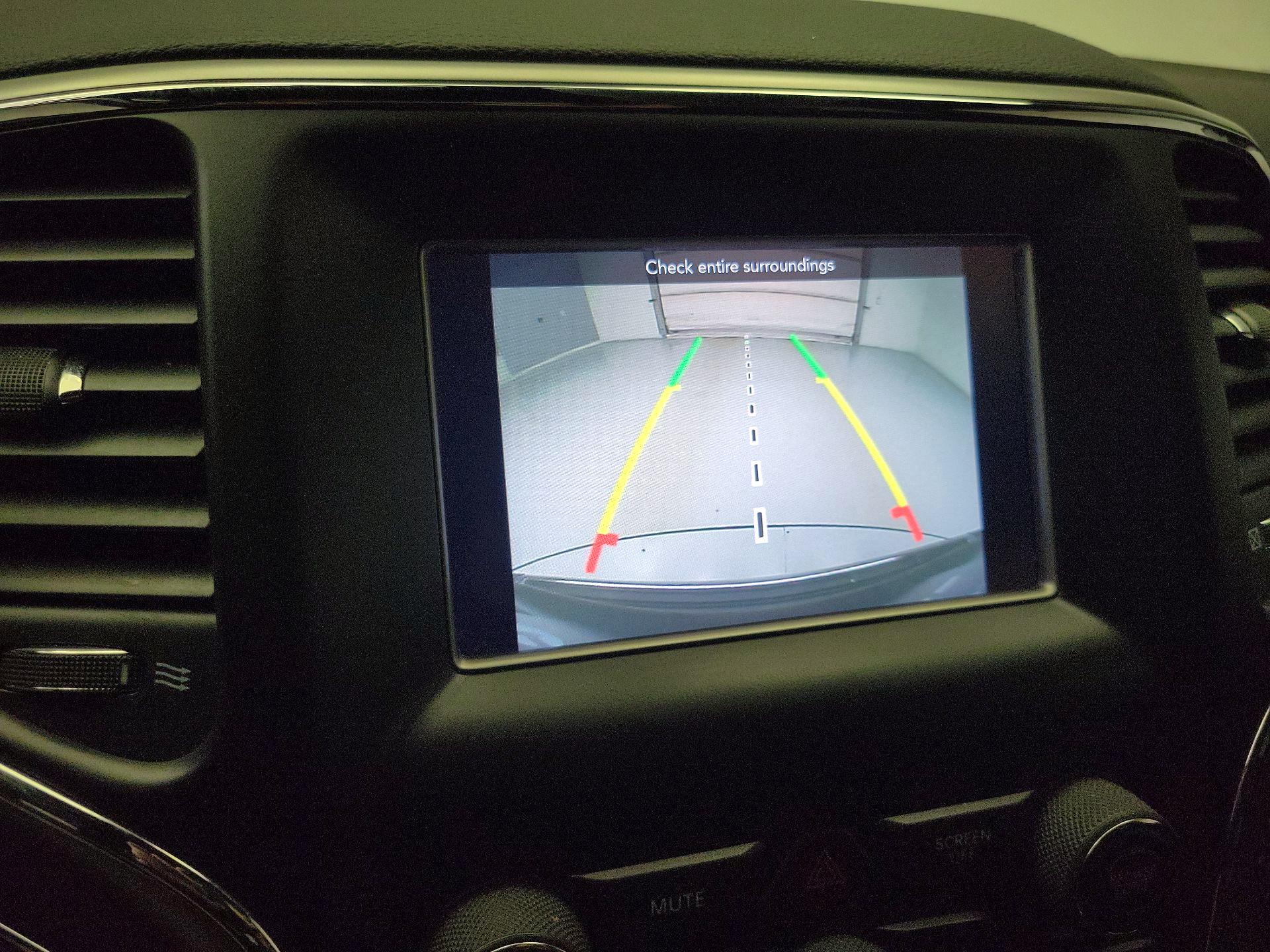 Thumbnail: 2018 Jeep Grand Cherokee - 14