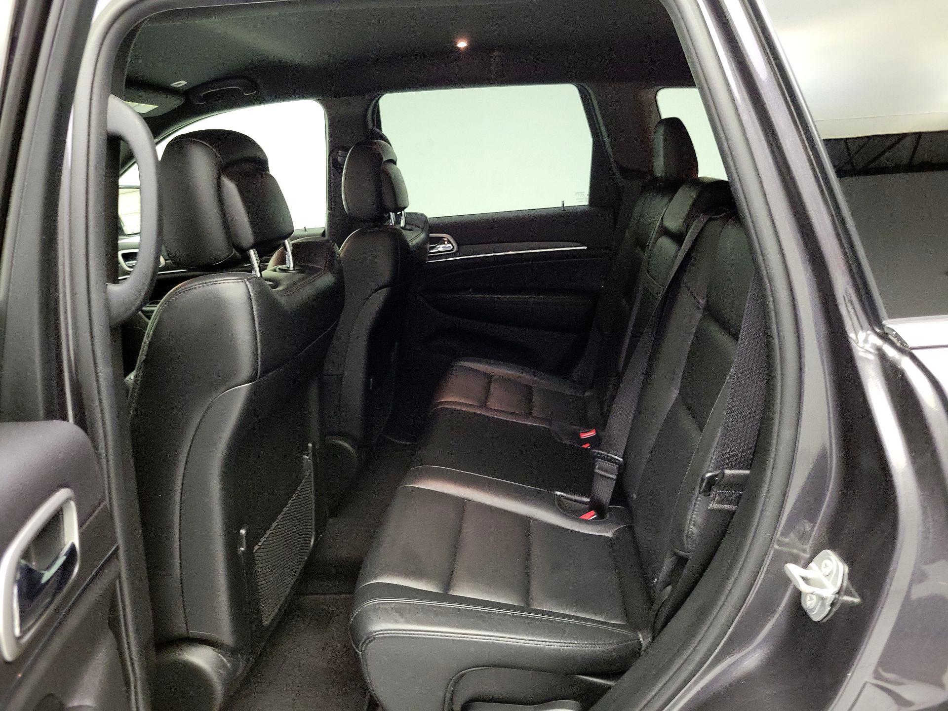 Thumbnail: 2018 Jeep Grand Cherokee - 19