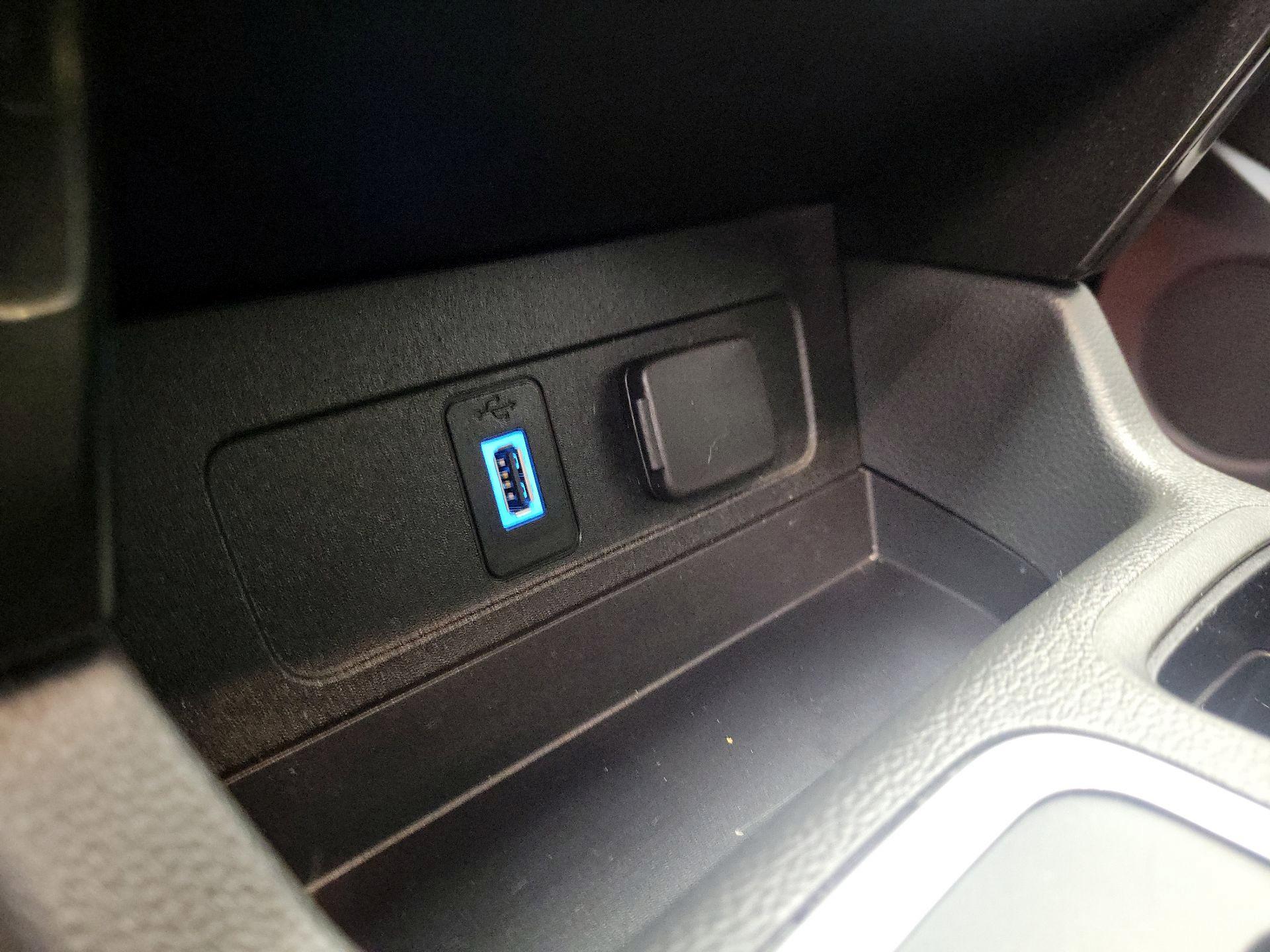 Thumbnail: 2017 Ford Escape - 18