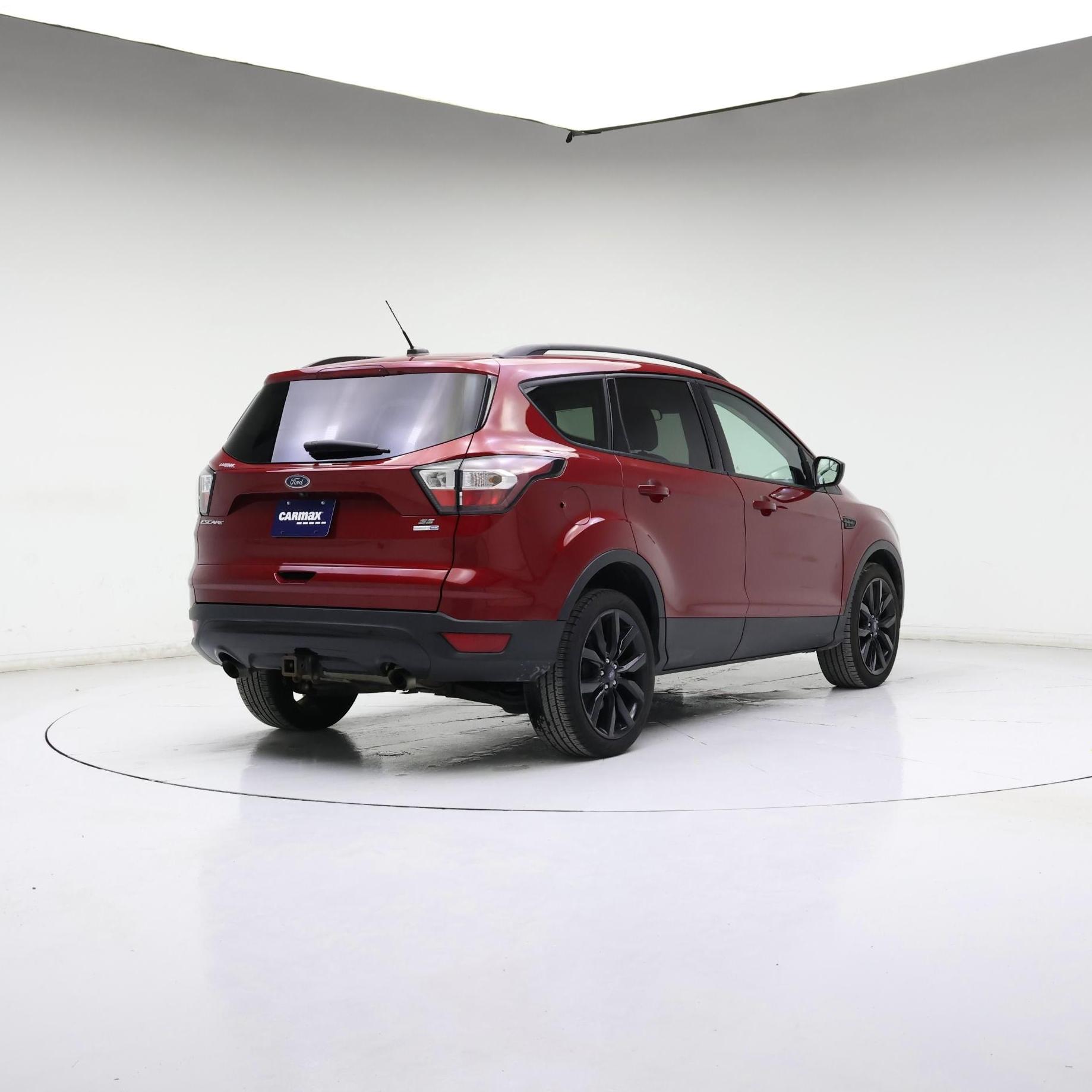 Thumbnail: 2017 Ford Escape - 8