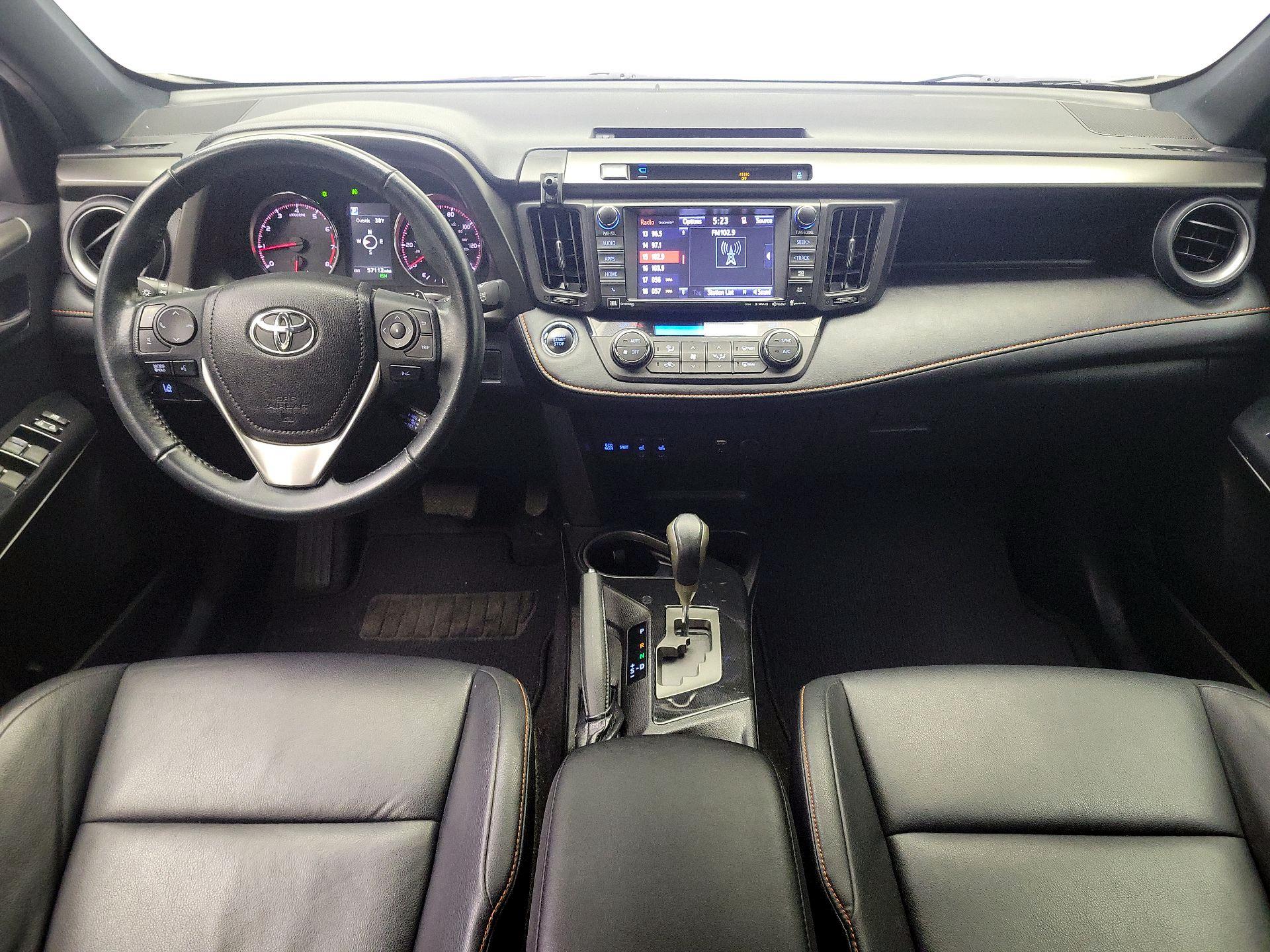 Thumbnail: 2016 Toyota RAV4 - 9