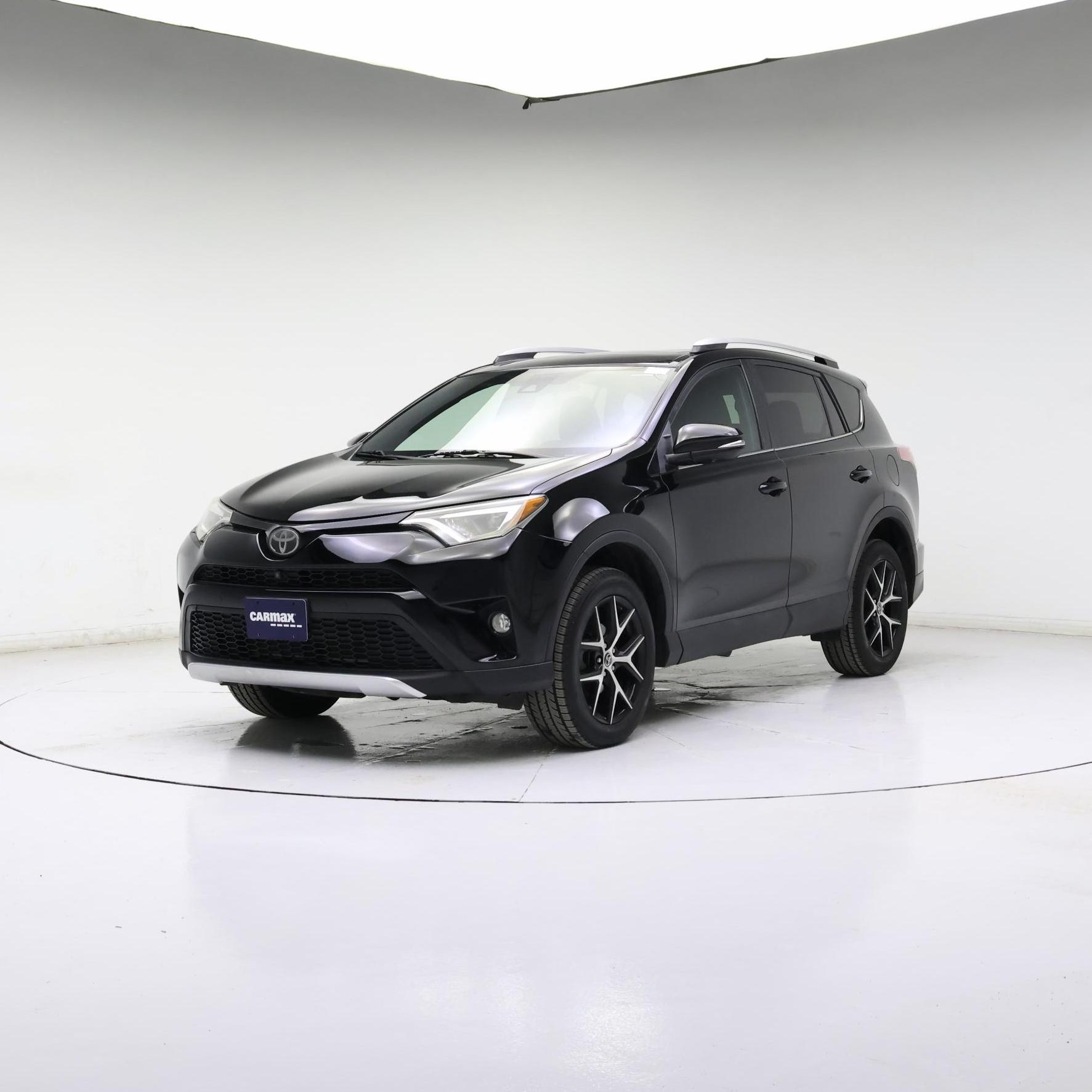 Thumbnail: 2016 Toyota RAV4 - 4