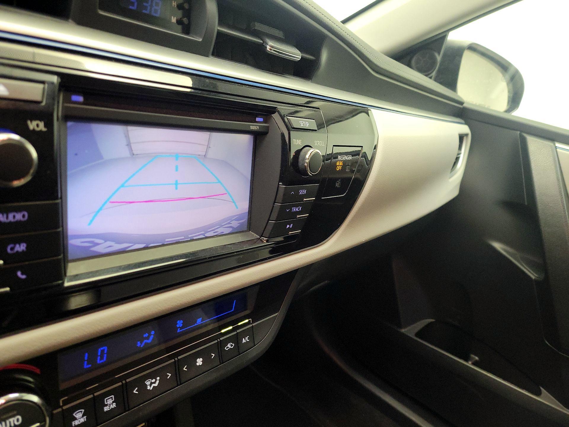 Thumbnail: 2016 Toyota Corolla - 14