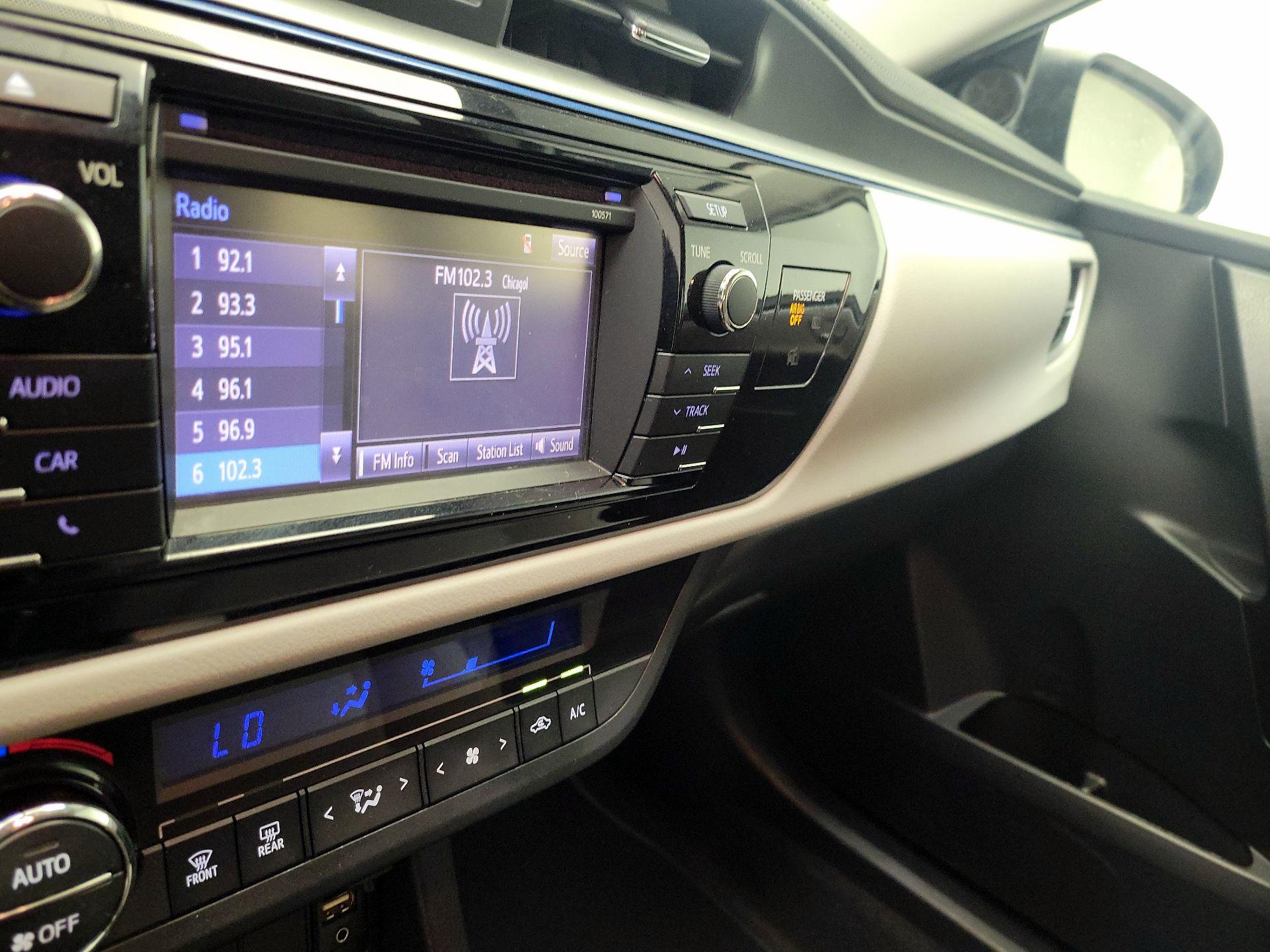 Thumbnail: 2016 Toyota Corolla - 15