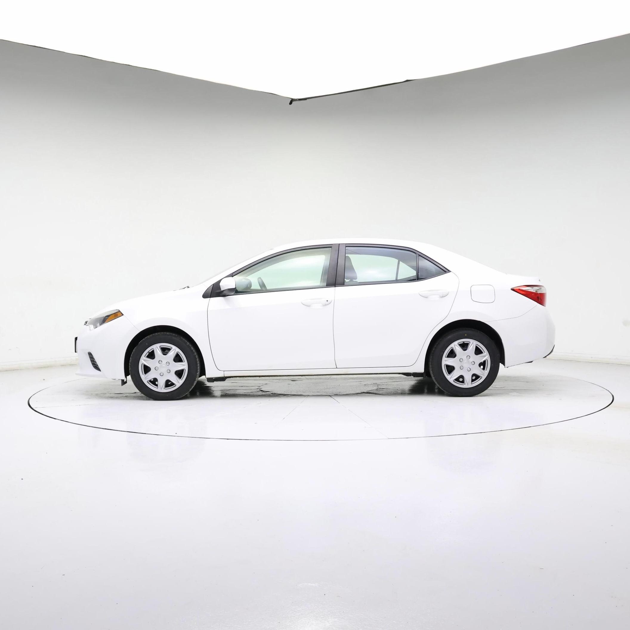 Thumbnail: 2016 Toyota Corolla - 3