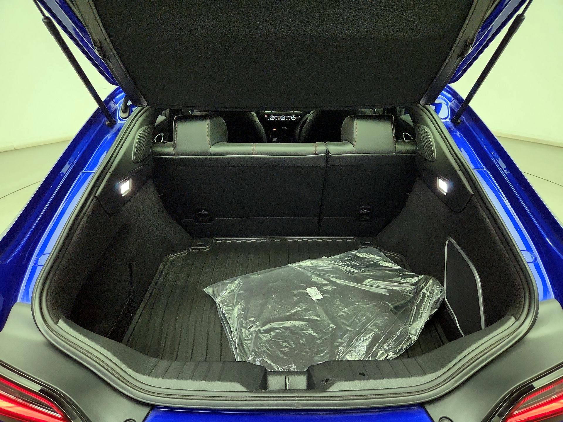 Thumbnail: 2025 Acura Integra - 20