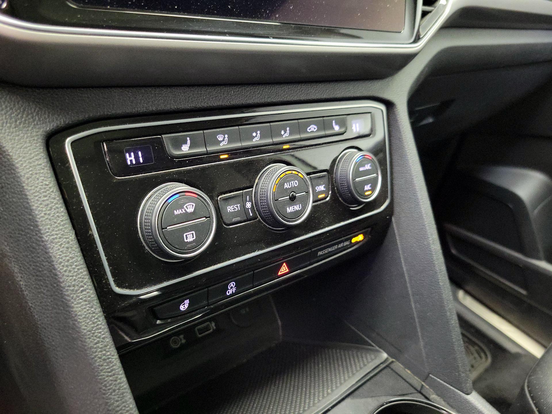 Thumbnail: 2019 Volkswagen Atlas - 17