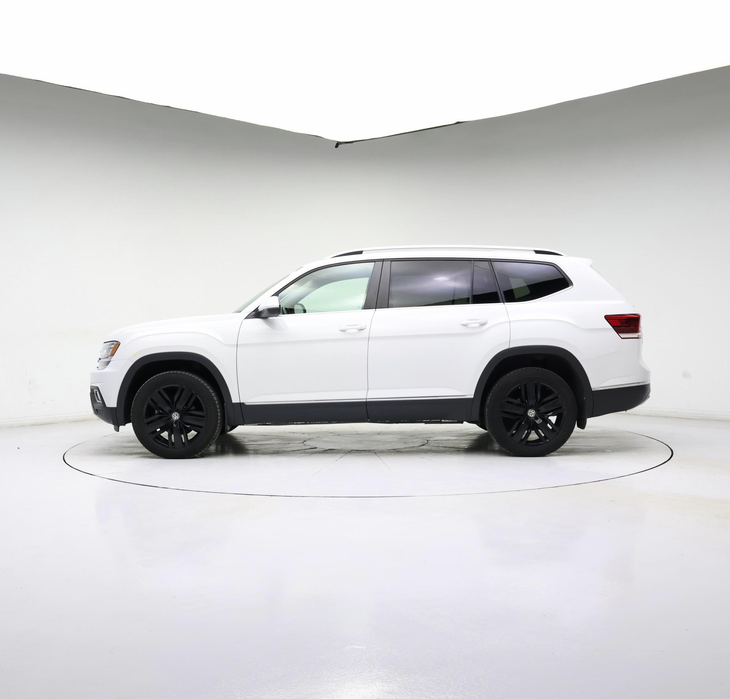 Thumbnail: 2019 Volkswagen Atlas - 3
