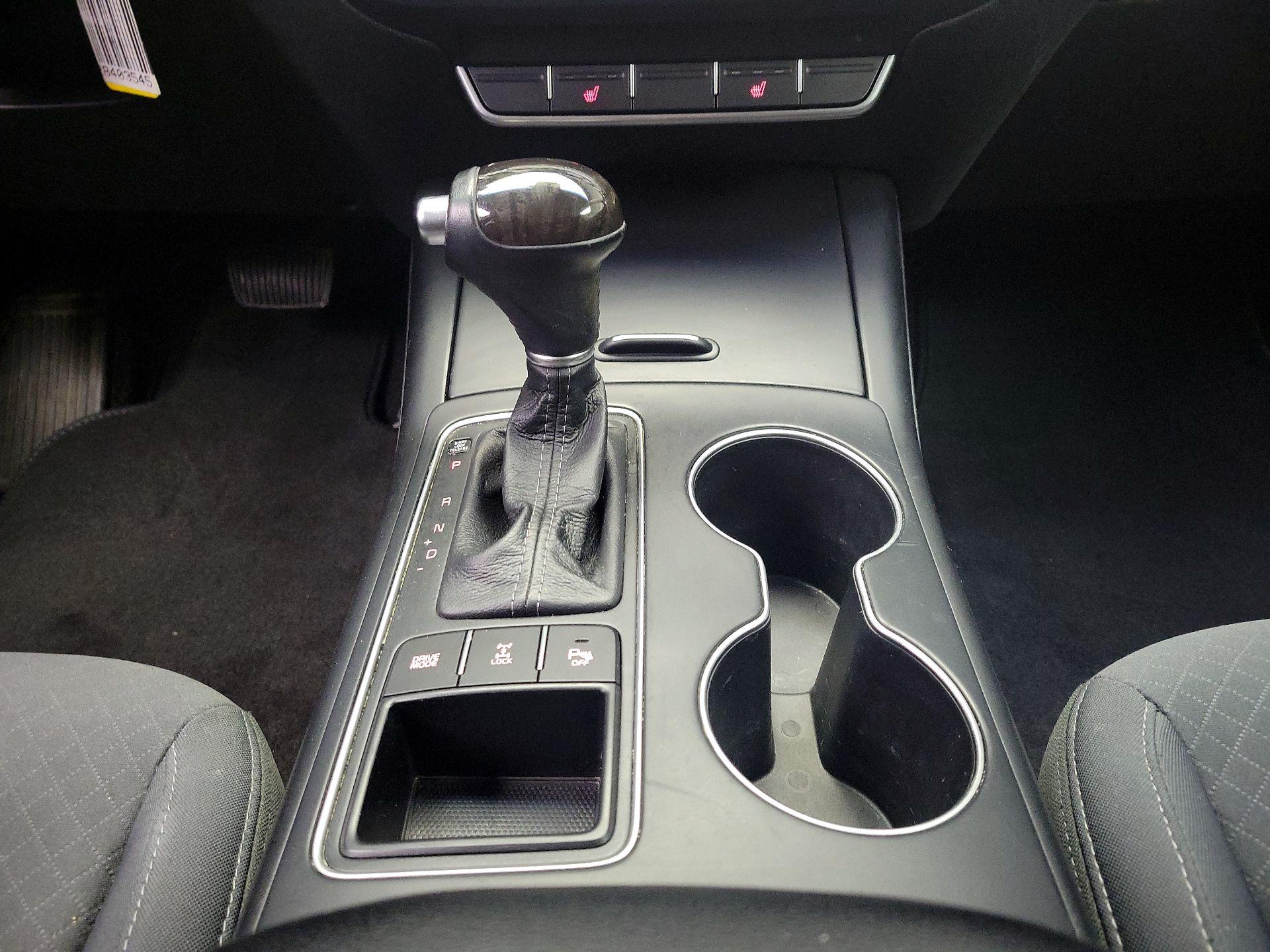 Thumbnail: 2017 Kia Sorento - 17