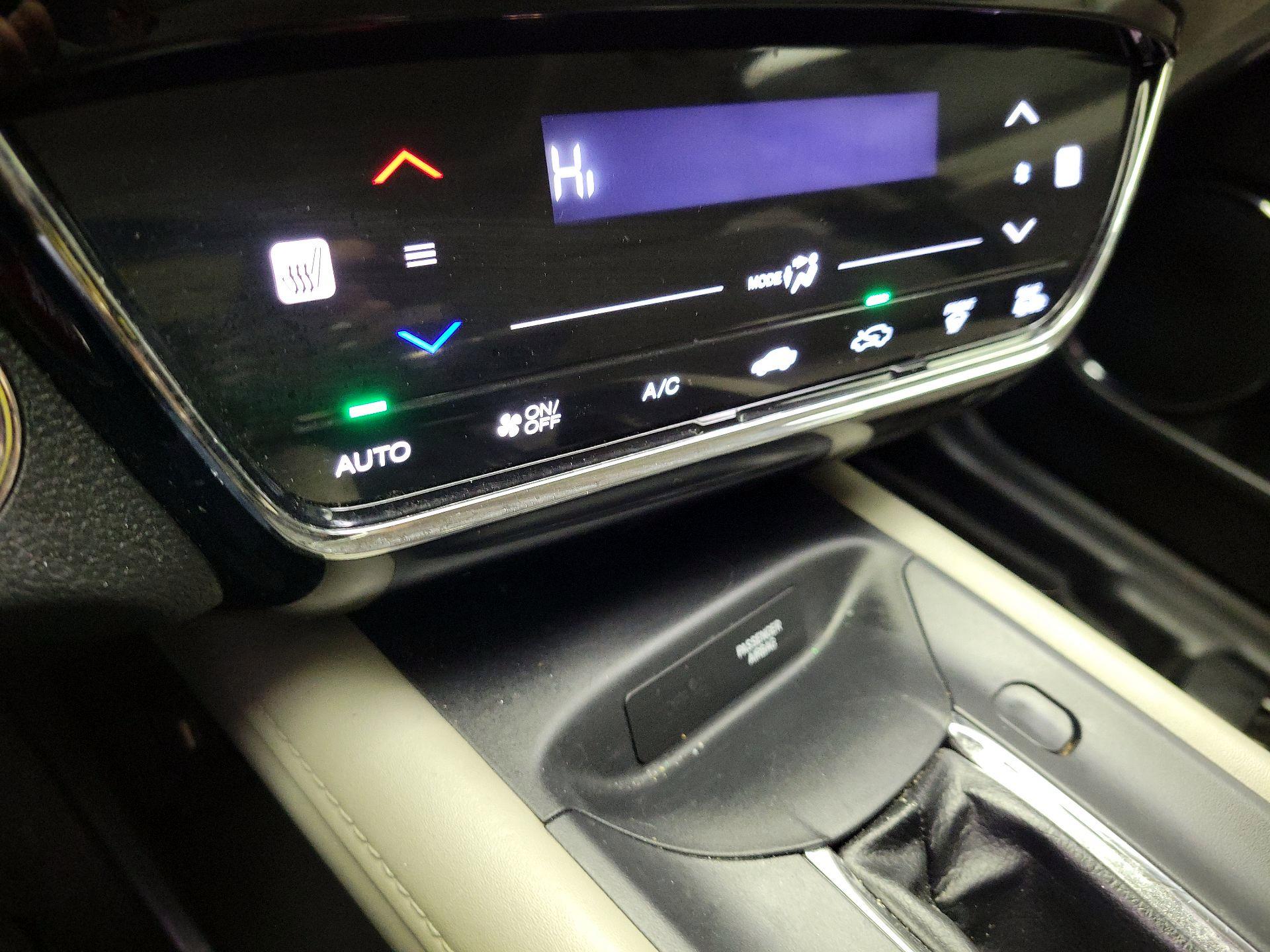 Thumbnail: 2018 Honda HR-V - 16