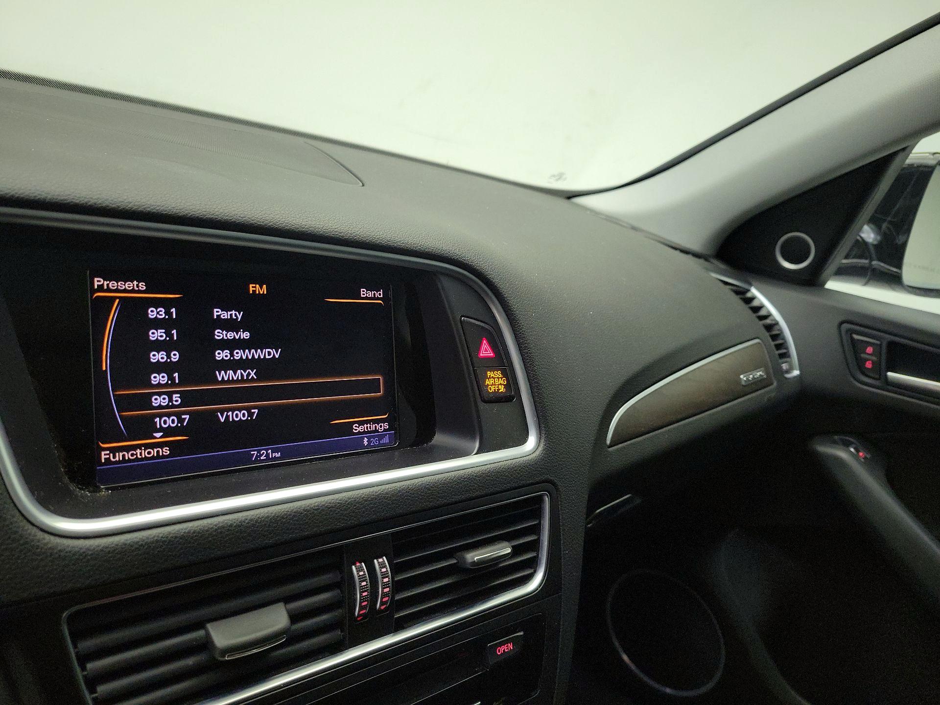 Thumbnail: 2016 Audi Q5 - 16