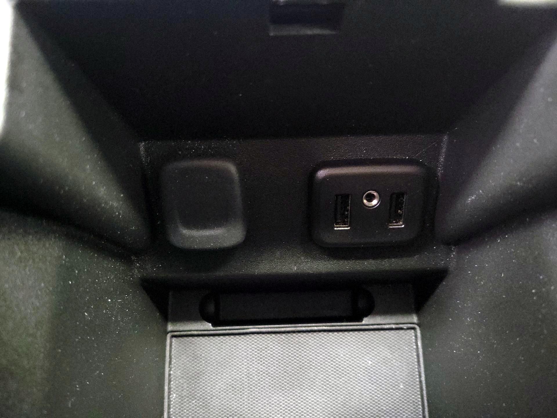 Thumbnail: 2017 Buick LaCrosse - 18