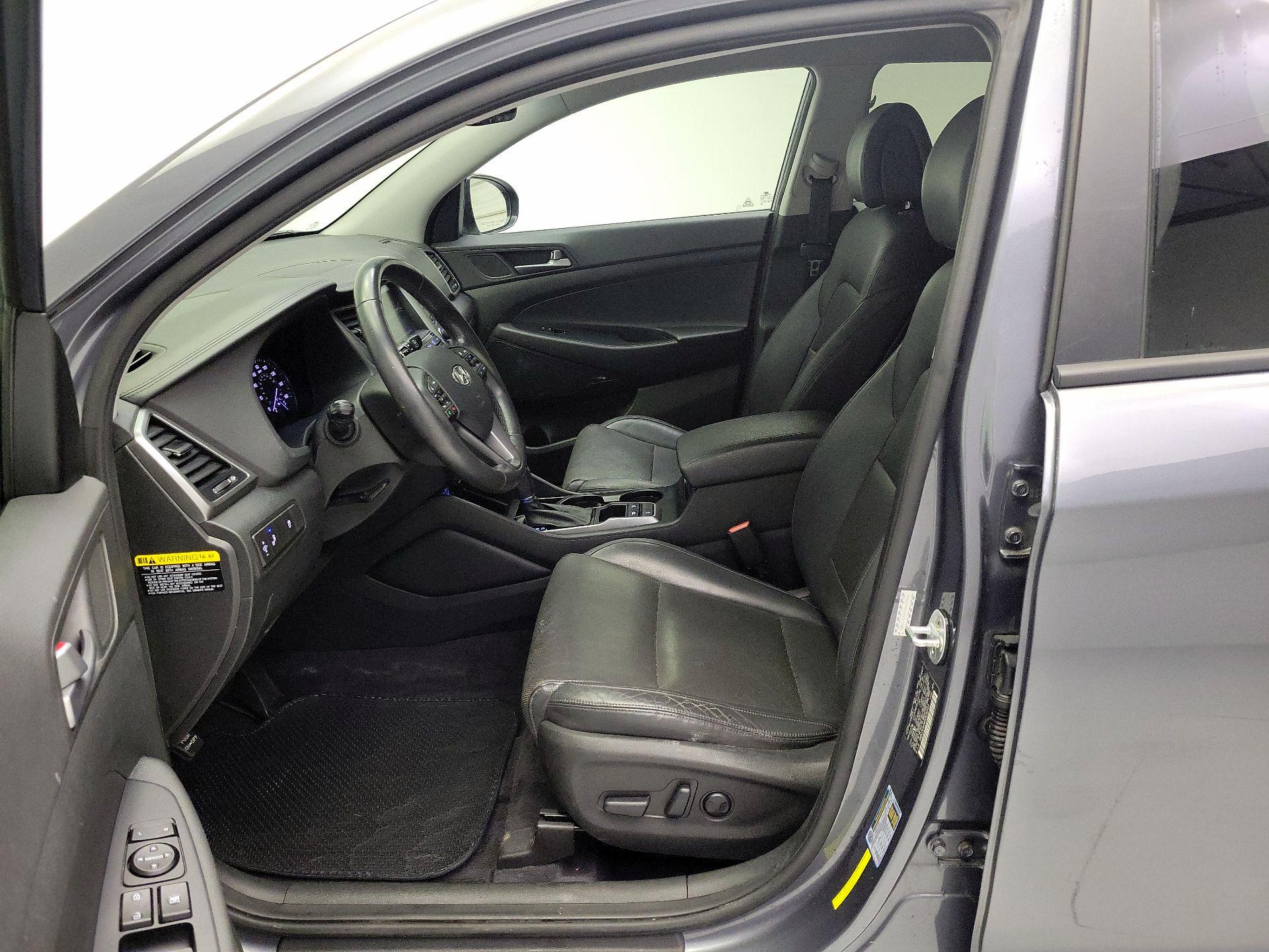 Thumbnail: 2017 Hyundai Tucson - 11