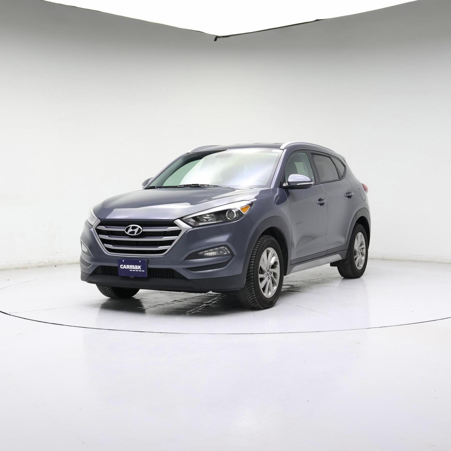 Thumbnail: 2017 Hyundai Tucson - 4