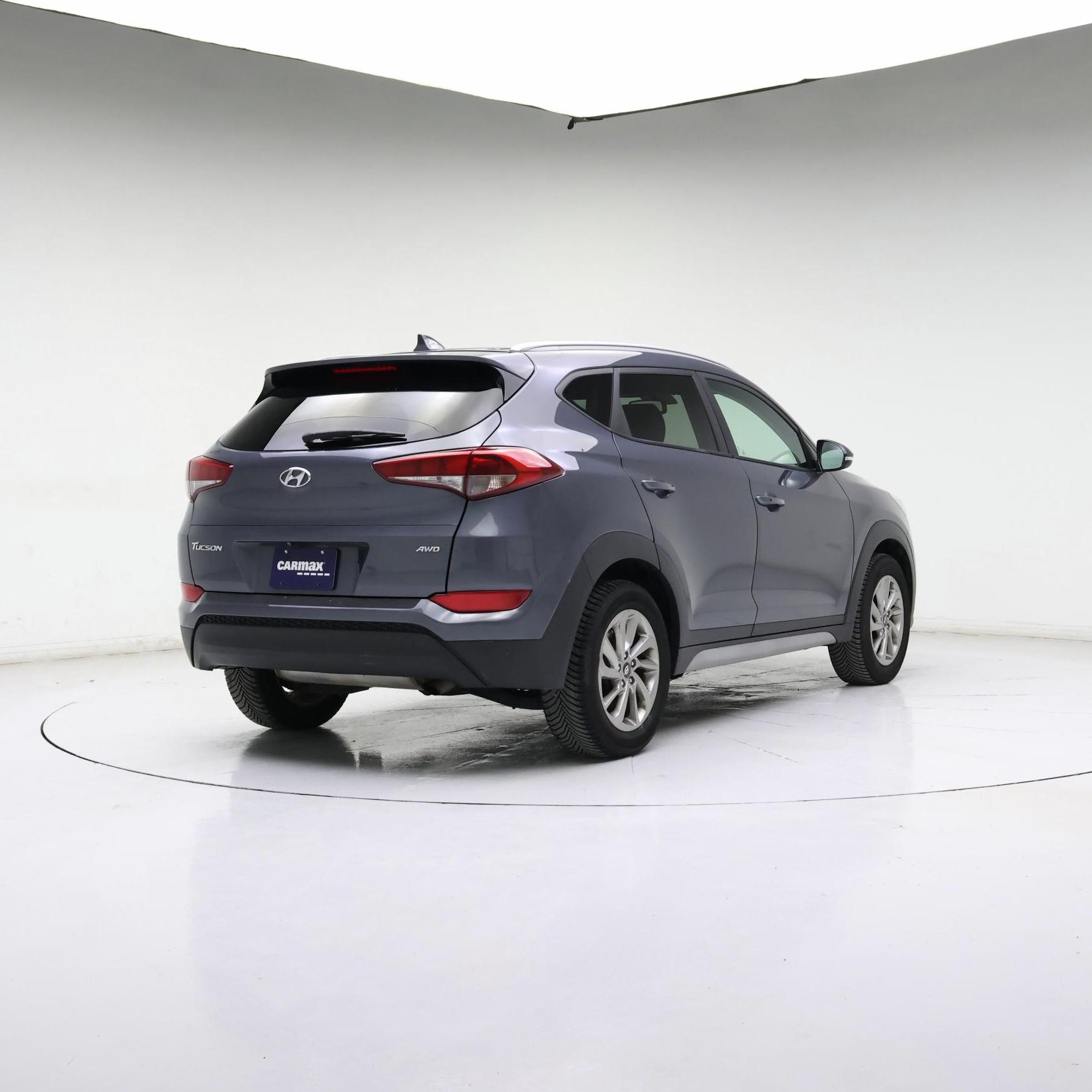 Thumbnail: 2017 Hyundai Tucson - 8