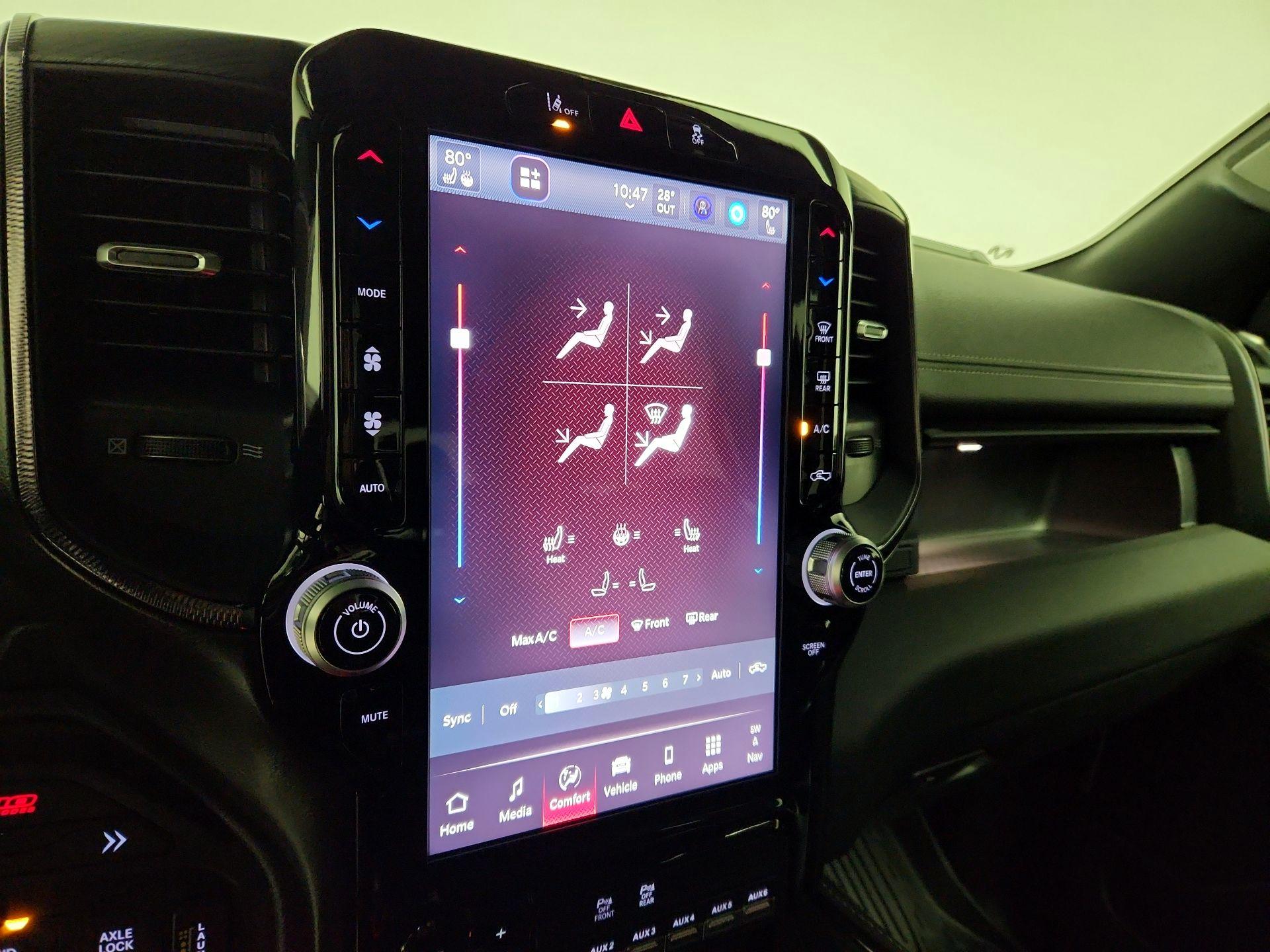 Thumbnail: 2025 RAM 1500 - 17