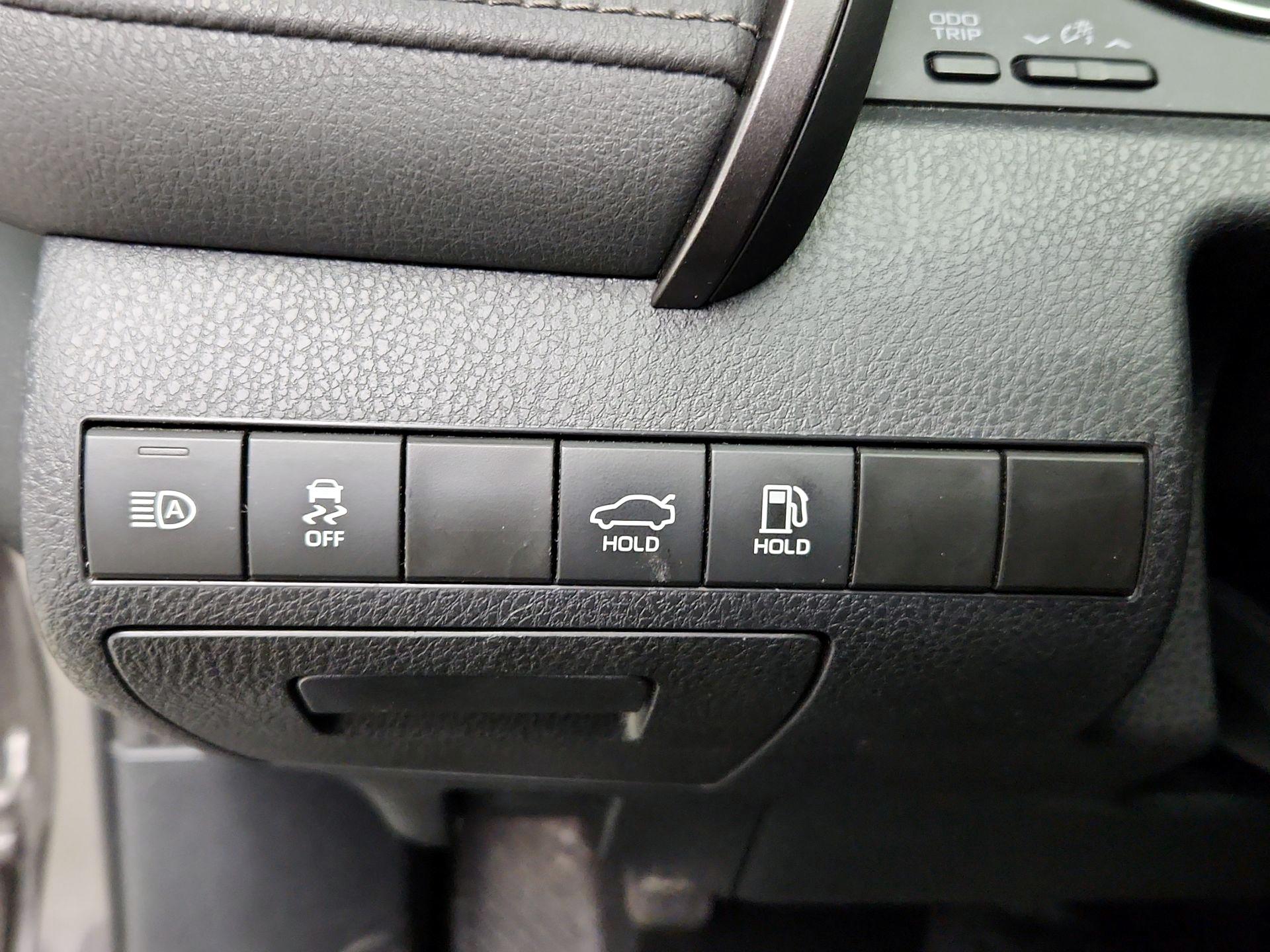 Thumbnail: 2024 Toyota Camry - 13