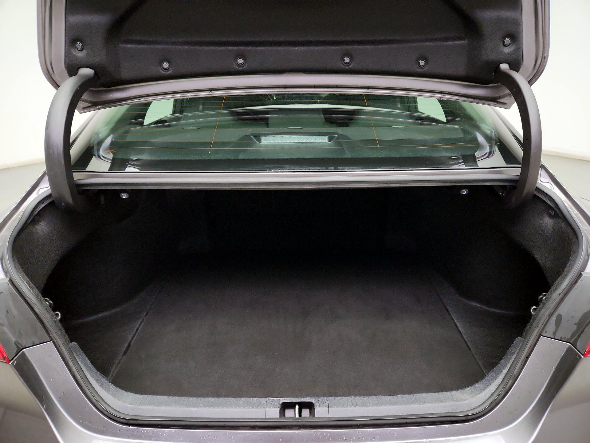 Thumbnail: 2024 Toyota Camry - 20