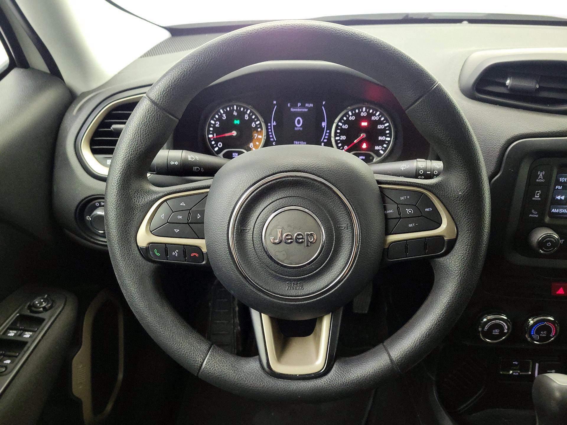 Thumbnail: 2017 Jeep Renegade - 10