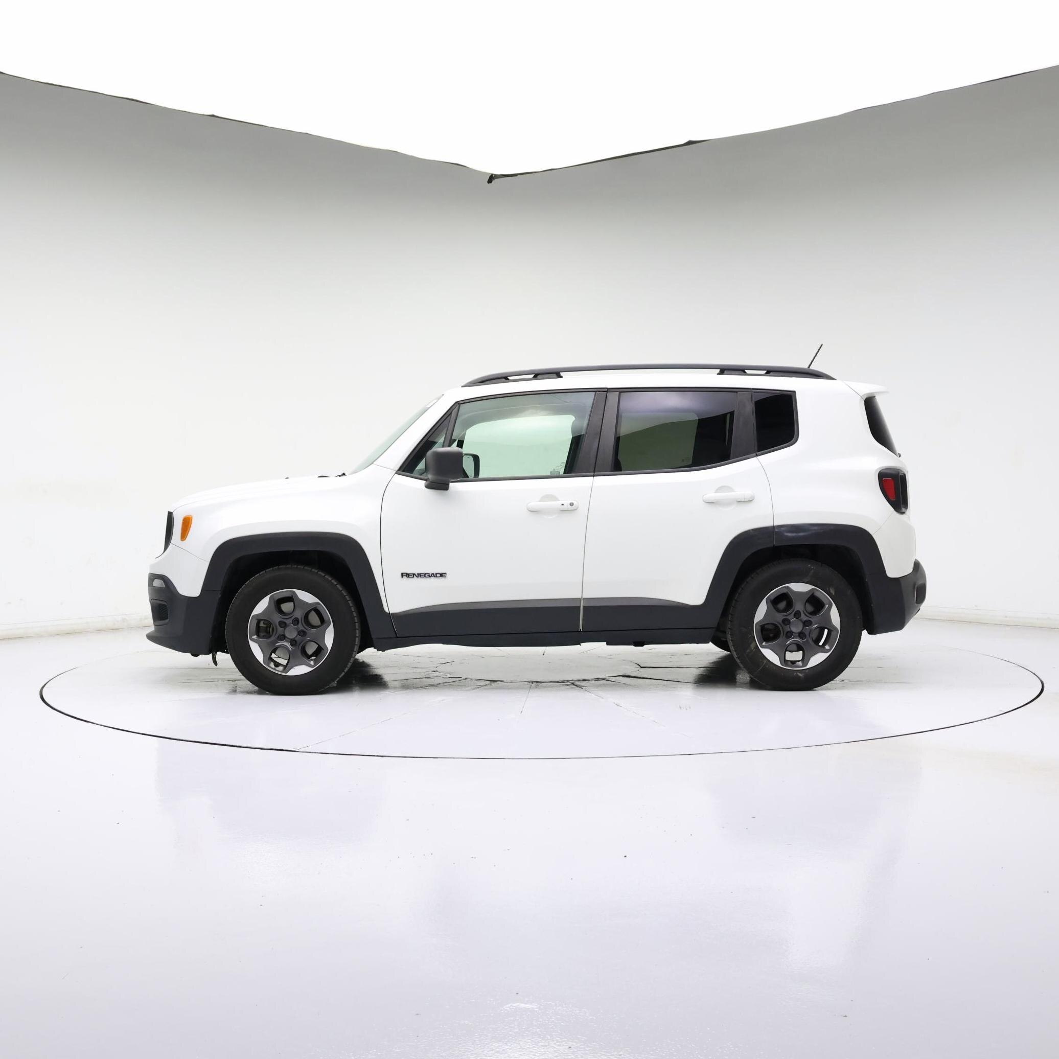 Thumbnail: 2017 Jeep Renegade - 3