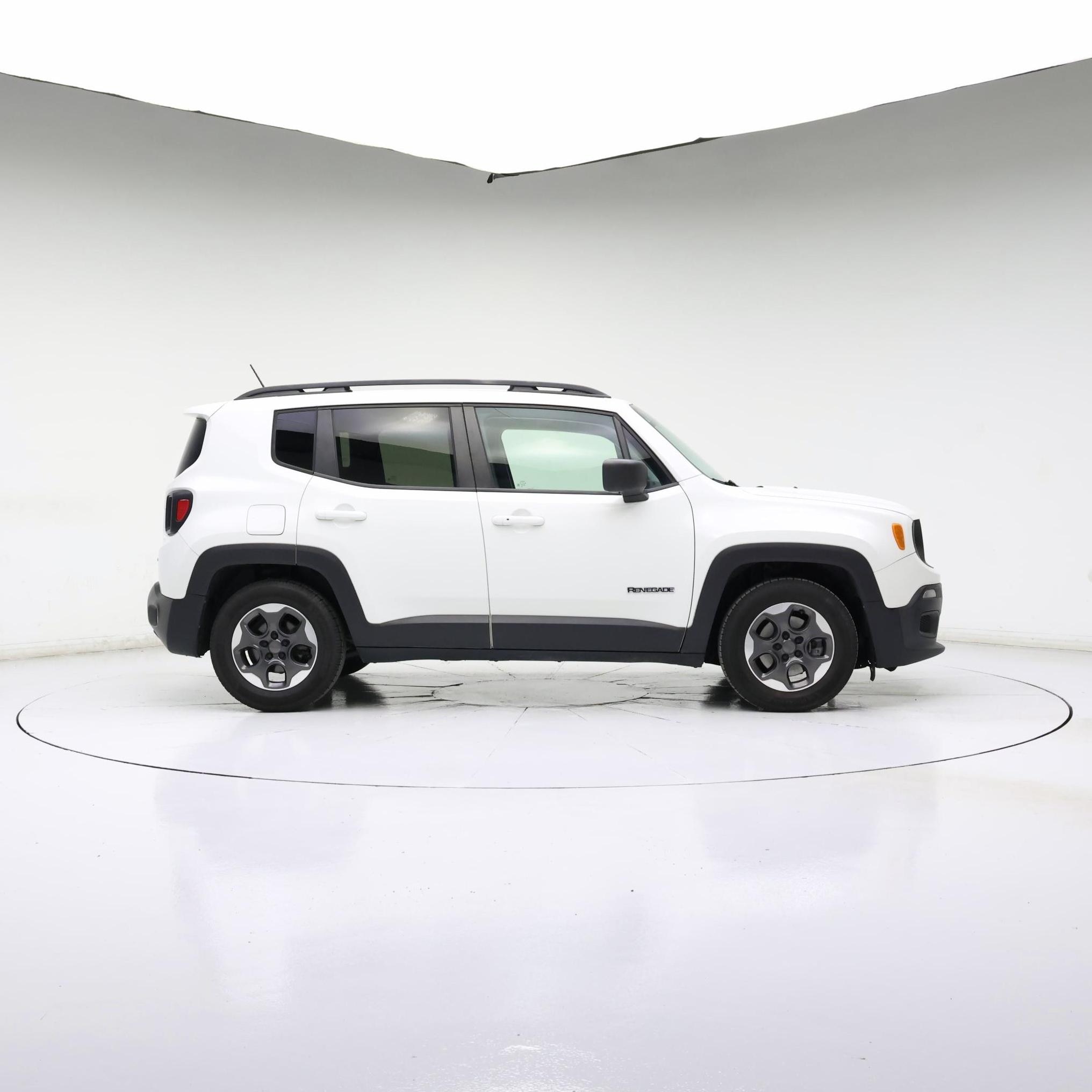 Thumbnail: 2017 Jeep Renegade - 7