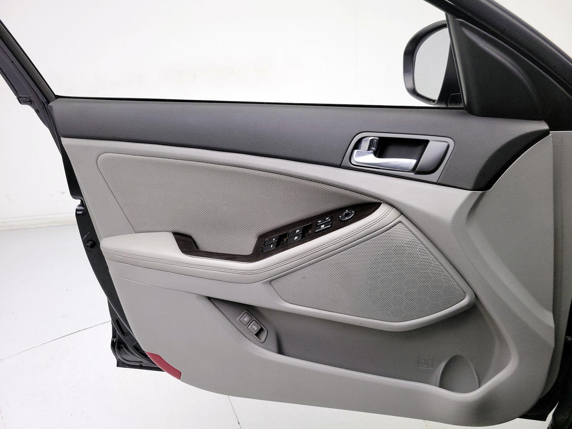 Thumbnail: 2014 Kia Optima - 12