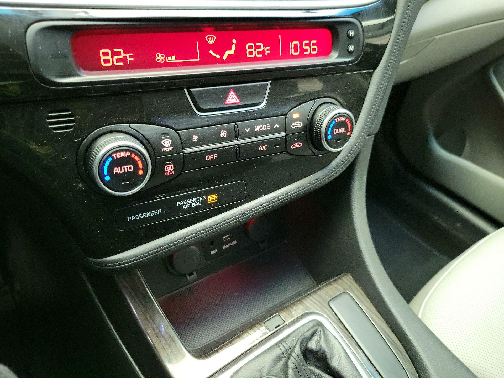 Thumbnail: 2014 Kia Optima - 15