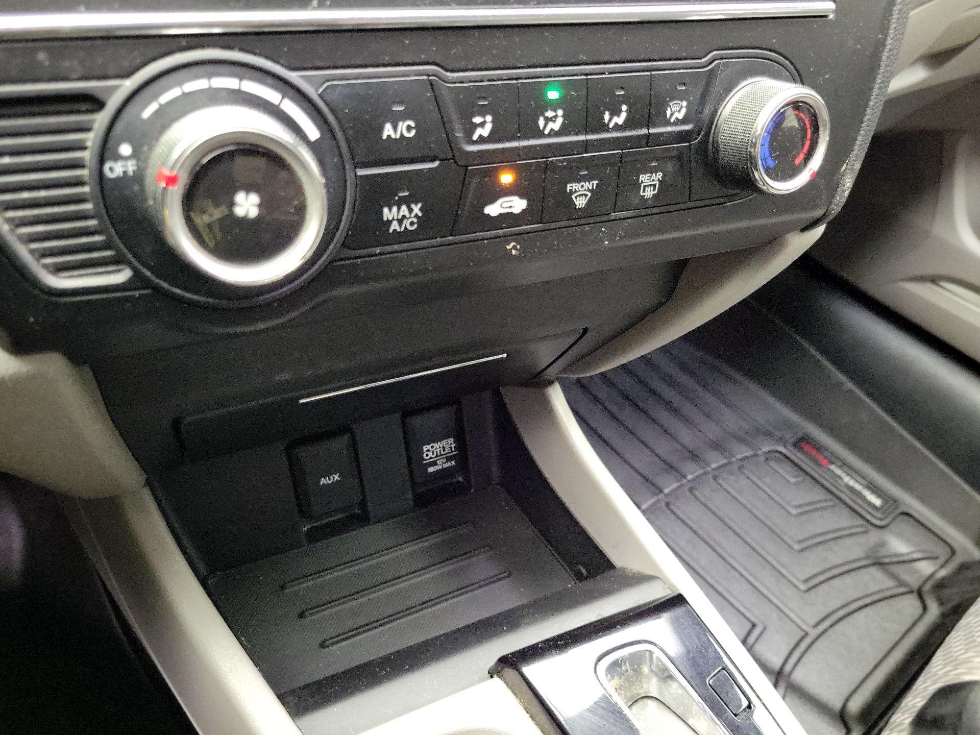 Thumbnail: 2014 Honda Civic - 16