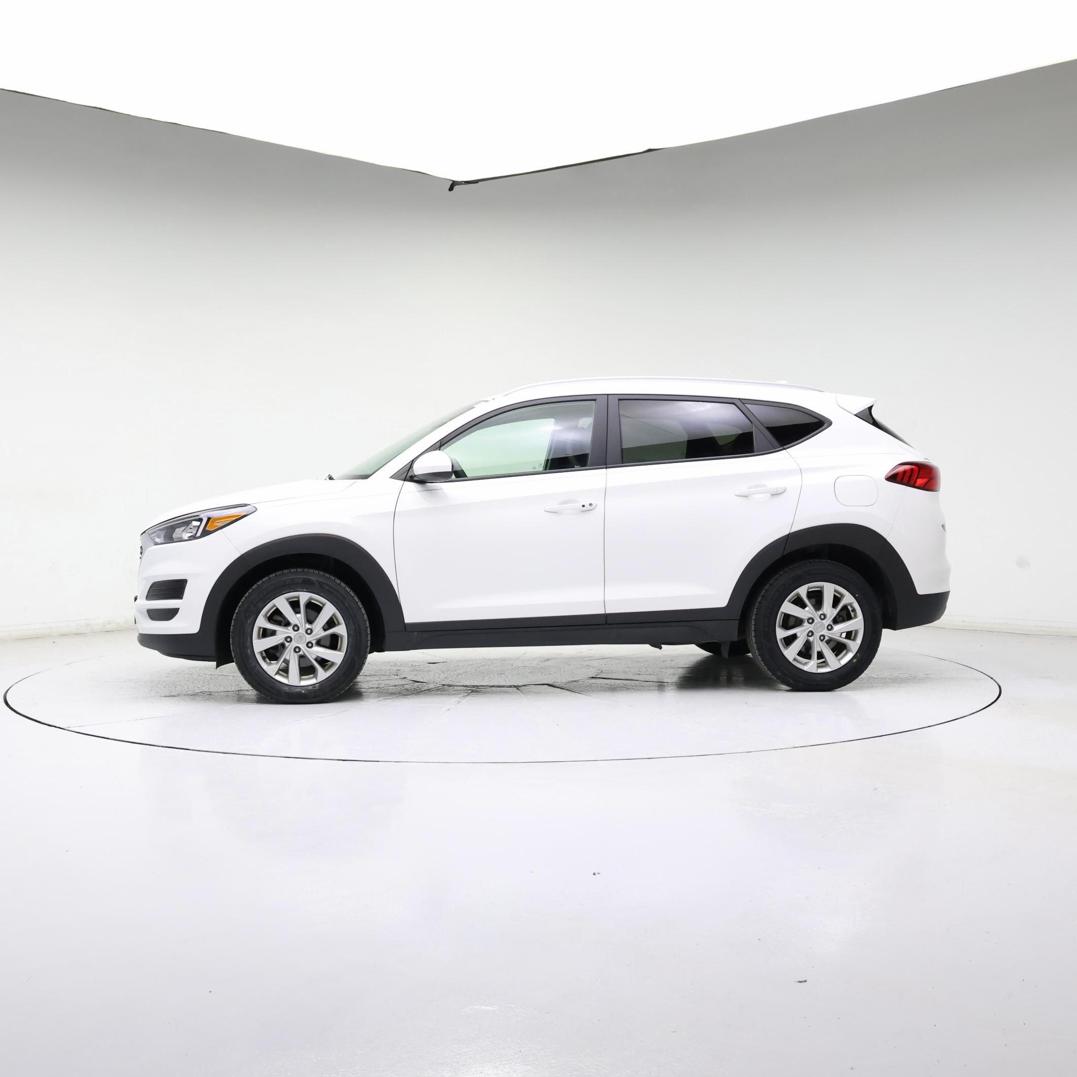Thumbnail: 2019 Hyundai Tucson - 3