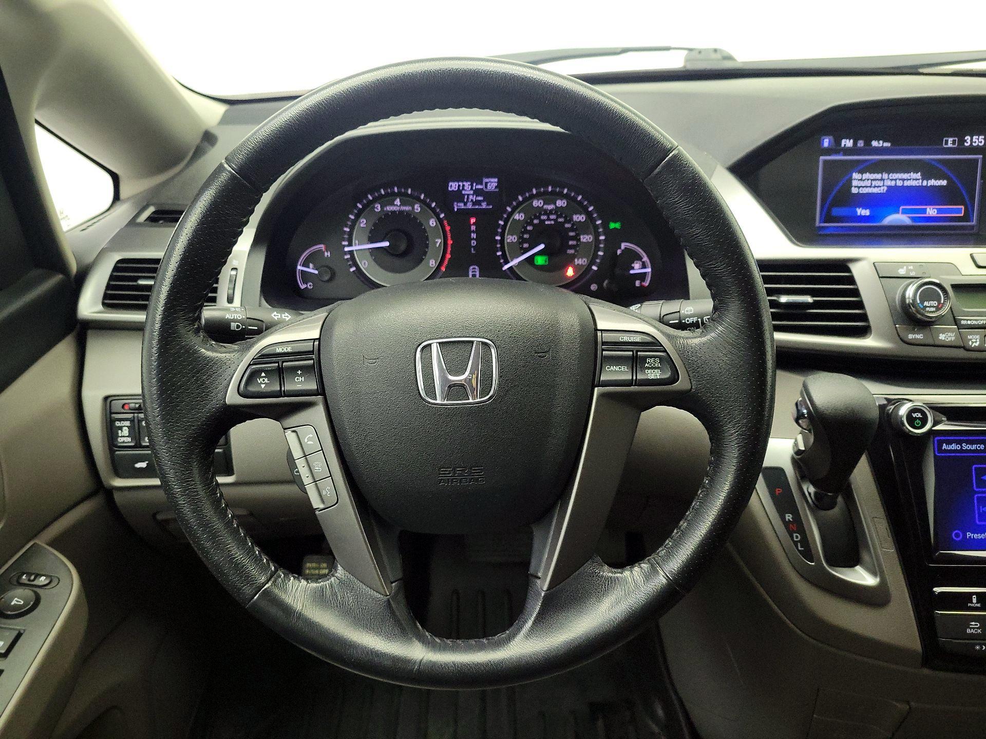 Thumbnail: 2014 Honda Odyssey - 10