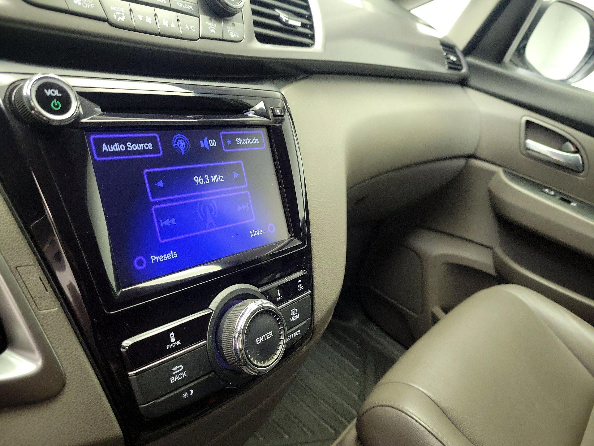 Thumbnail: 2014 Honda Odyssey - 15