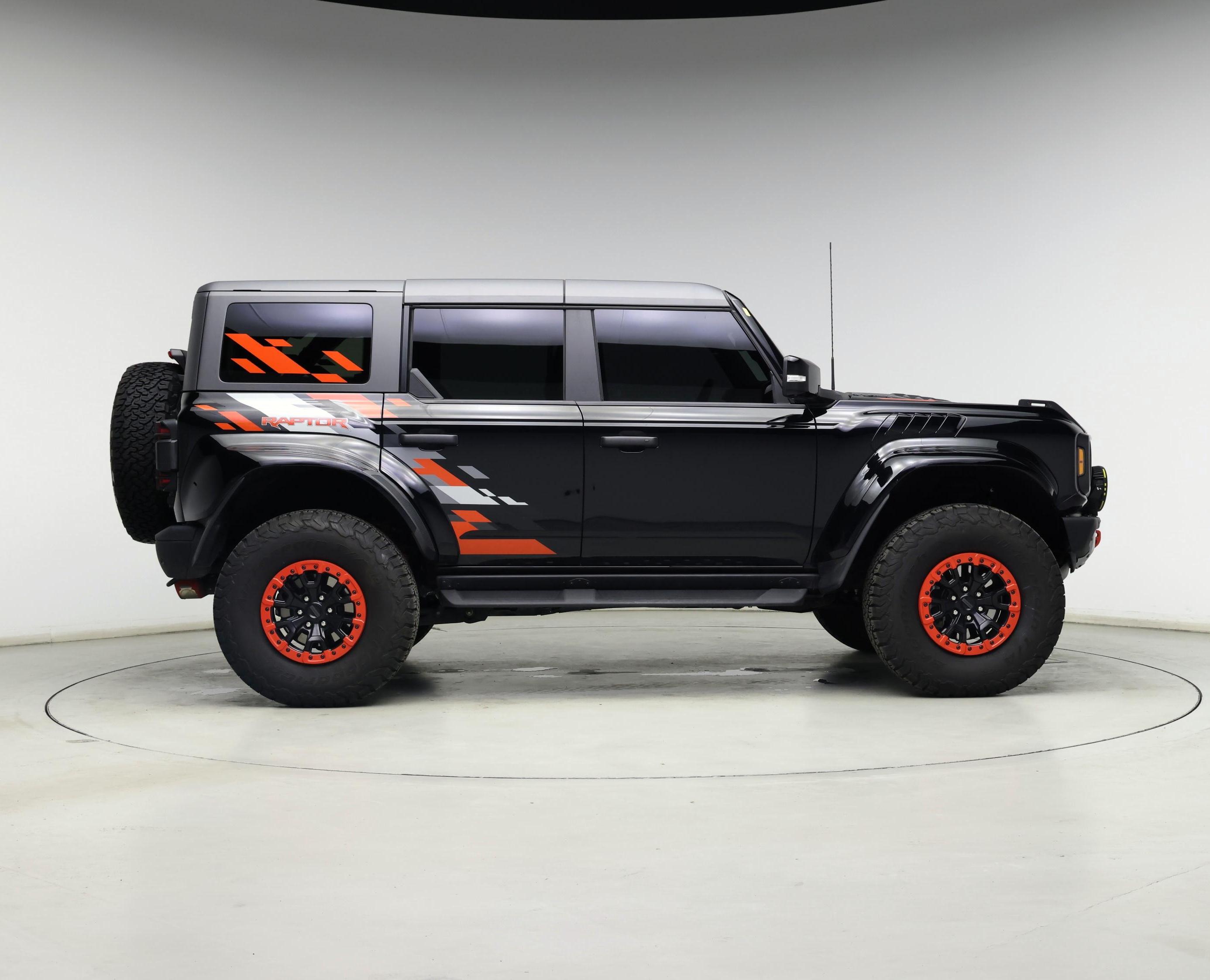 Thumbnail: 2024 Ford Bronco - 7