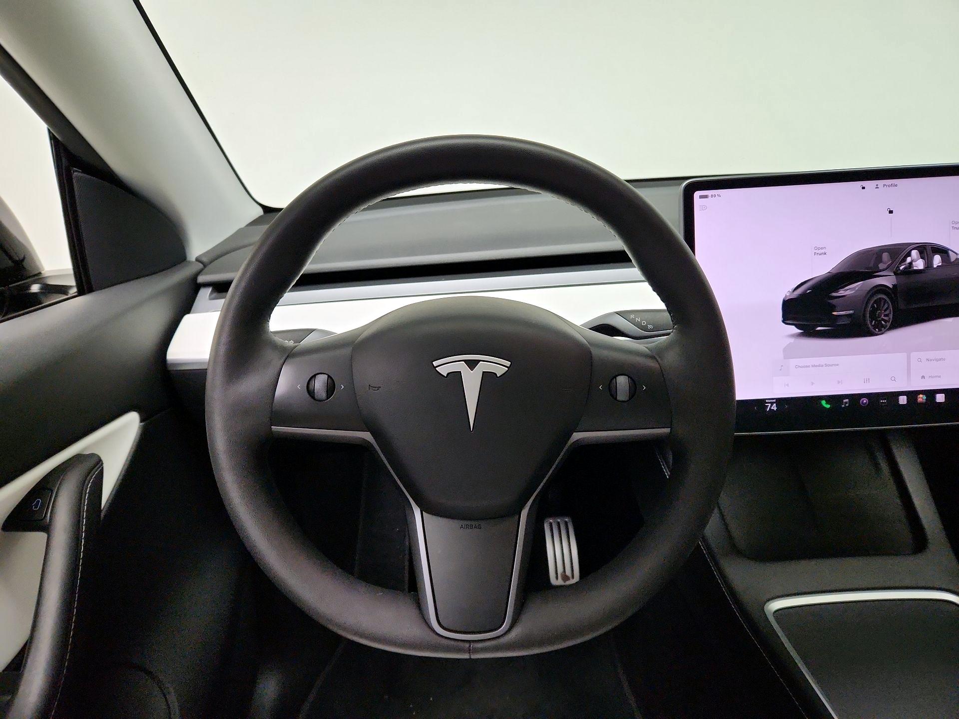 Thumbnail: 2022 Tesla Model Y - 10