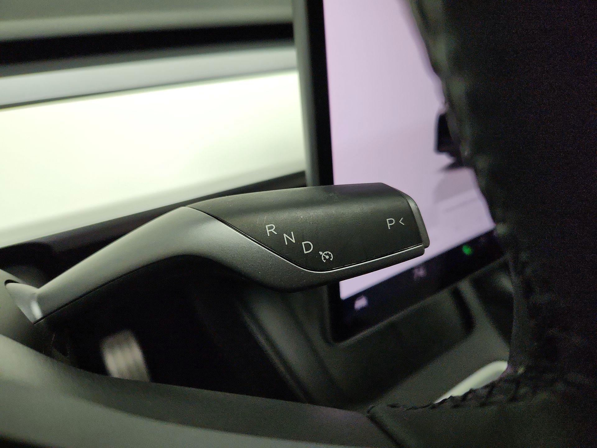 Thumbnail: 2022 Tesla Model Y - 17