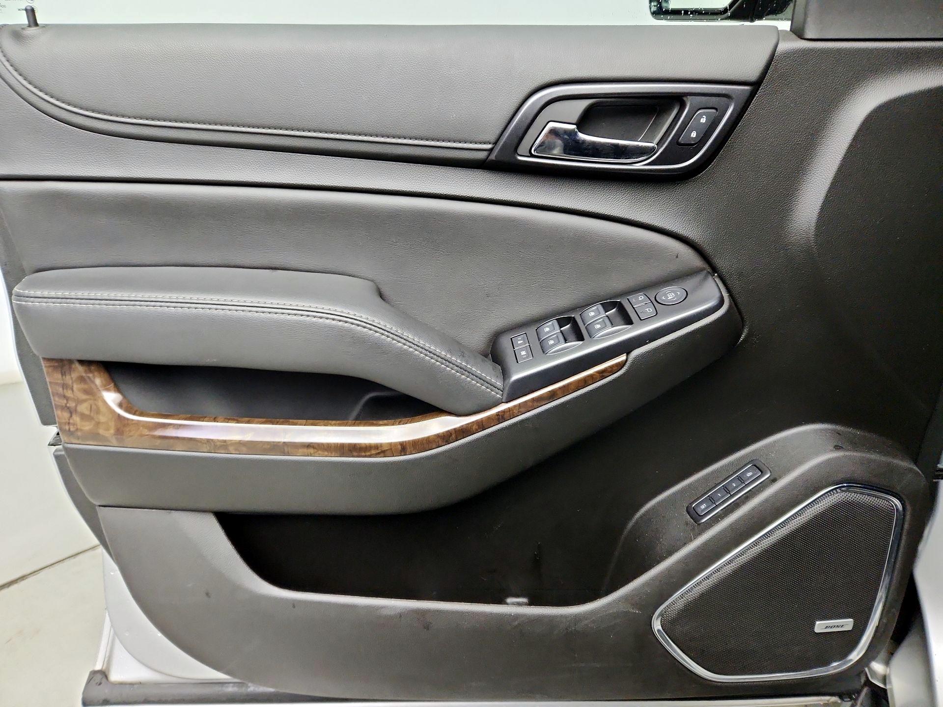 Thumbnail: 2020 Chevrolet Tahoe - 12