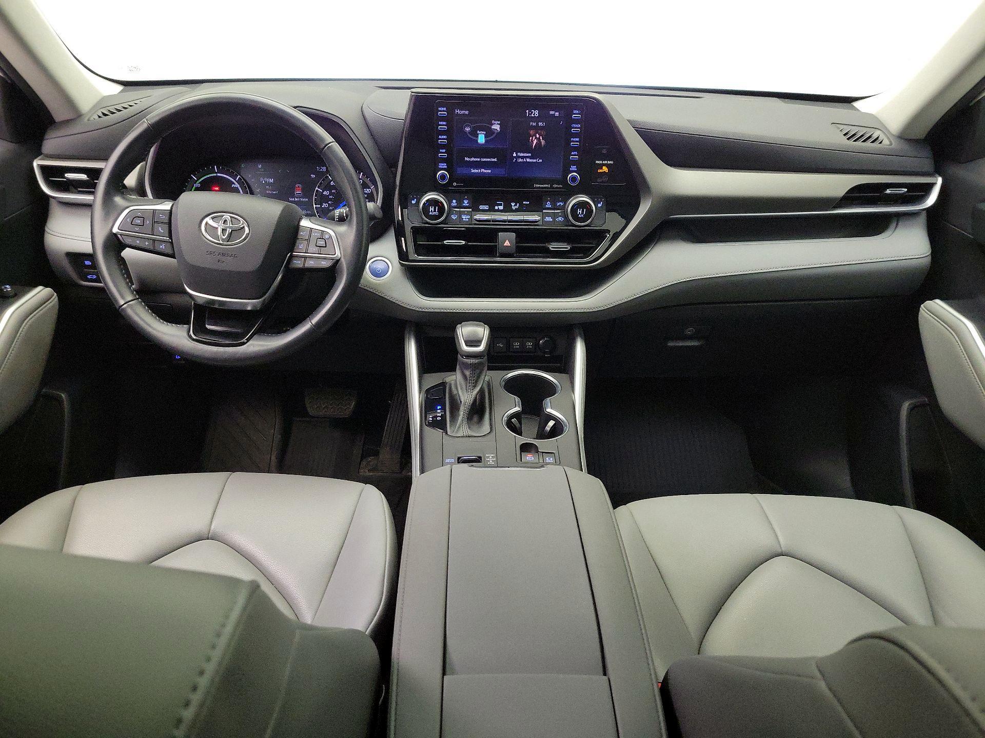 Thumbnail: 2021 Toyota Highlander - 9