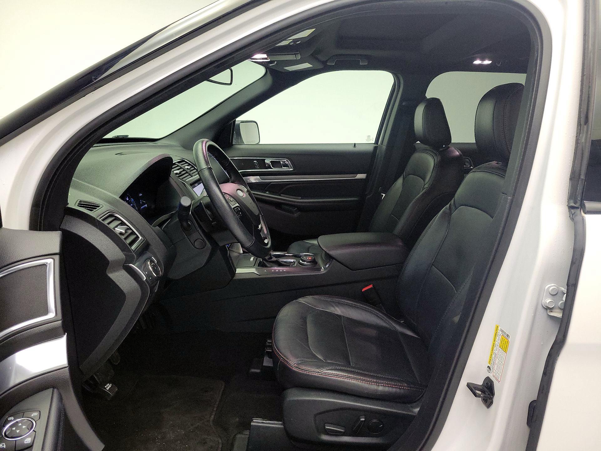 Thumbnail: 2019 Ford Explorer - 11