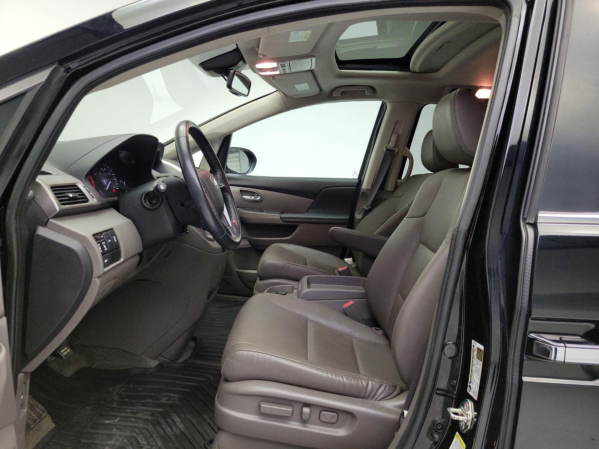 Thumbnail: 2016 Honda Odyssey - 19