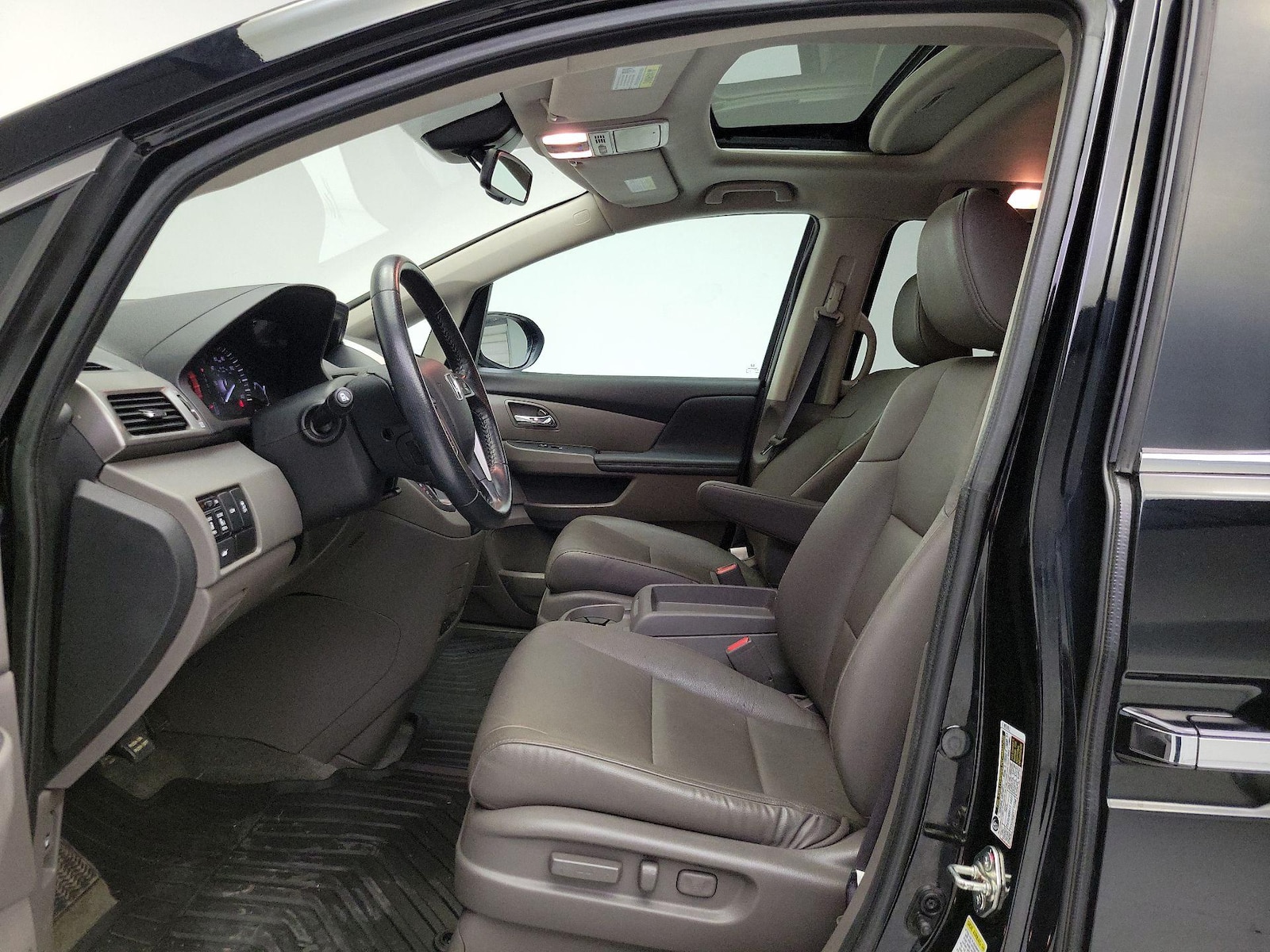 2016 Honda Odyssey EX-L - Photo 20