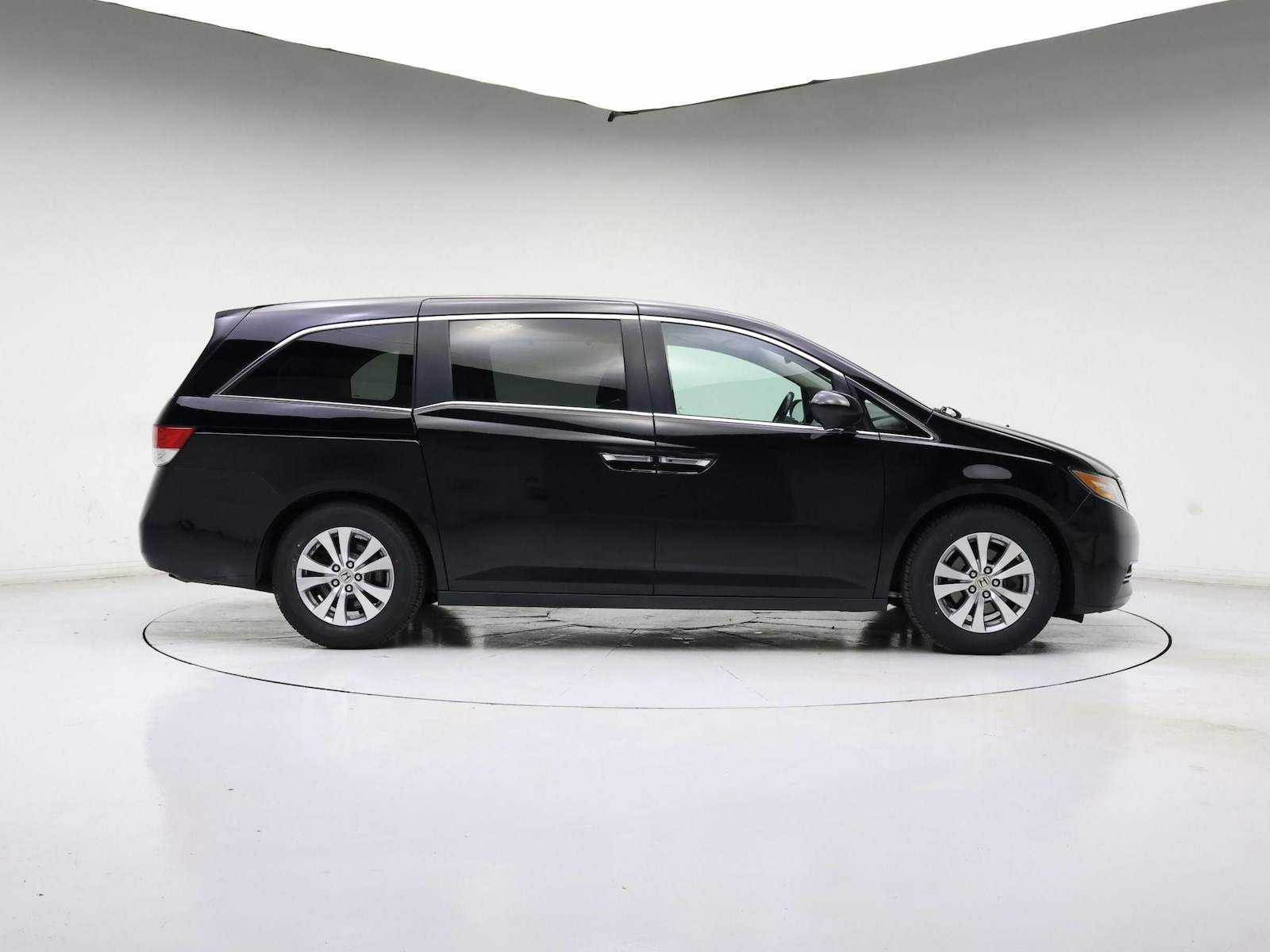 2016 Honda Odyssey EX-L - Photo 8