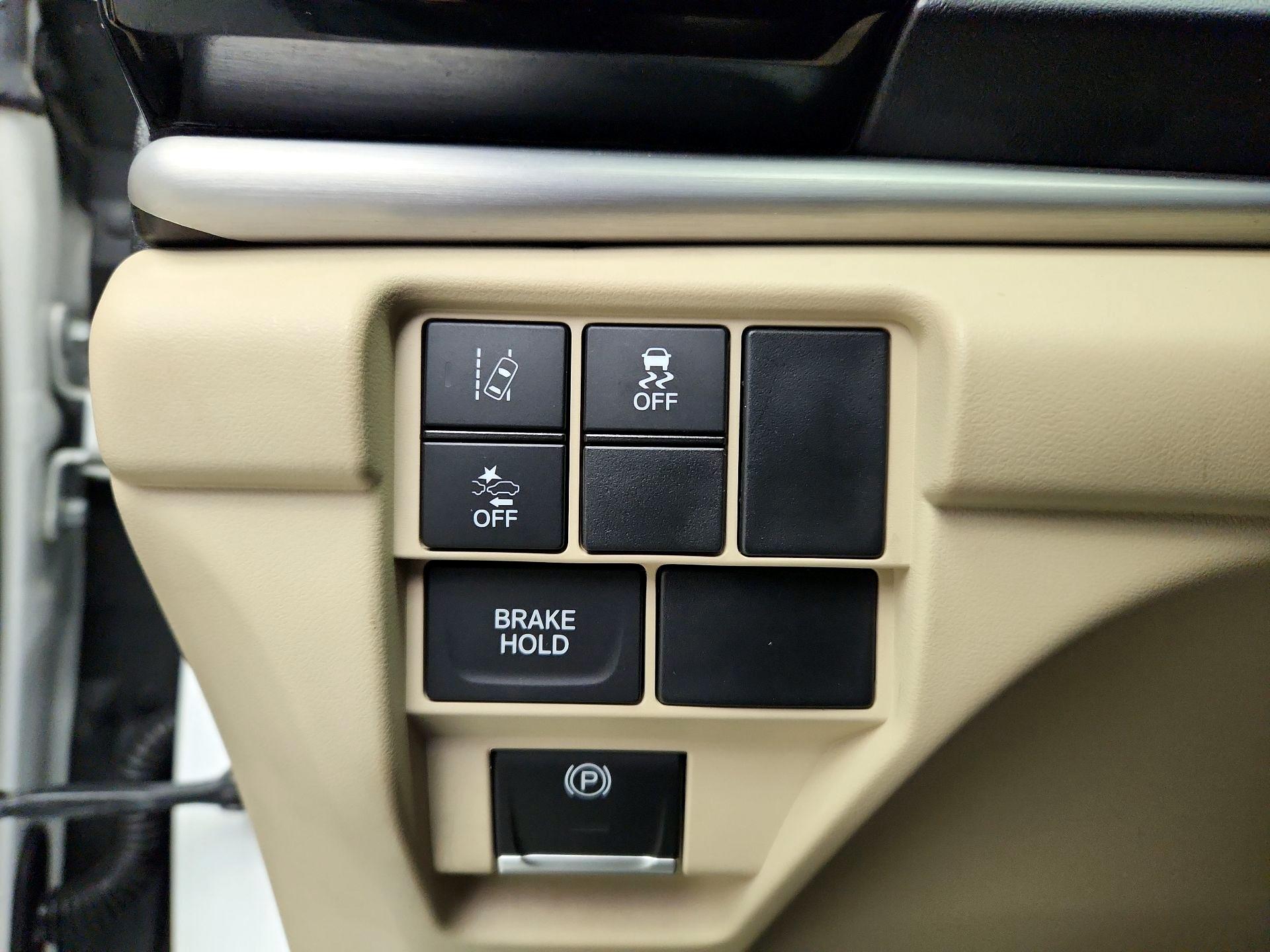 Thumbnail: 2021 Acura RDX - 13