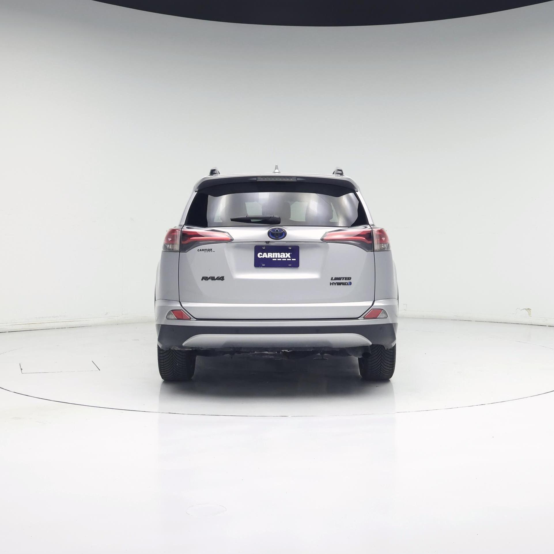 Thumbnail: 2018 Toyota RAV4 - 6