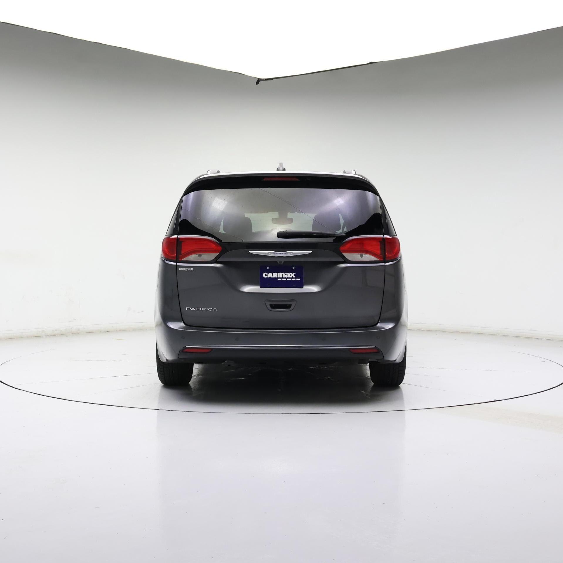 Thumbnail: 2018 Chrysler Pacifica - 6